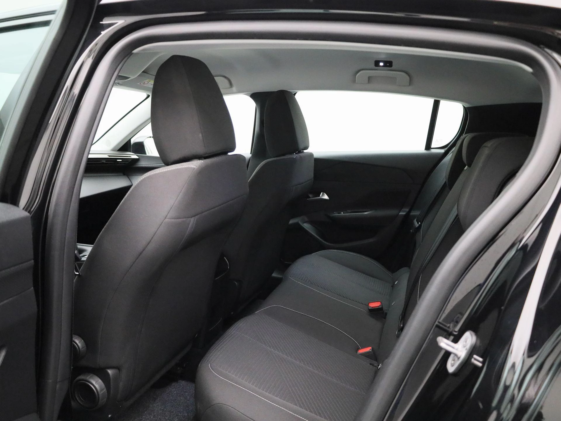 Peugeot-308-image-10