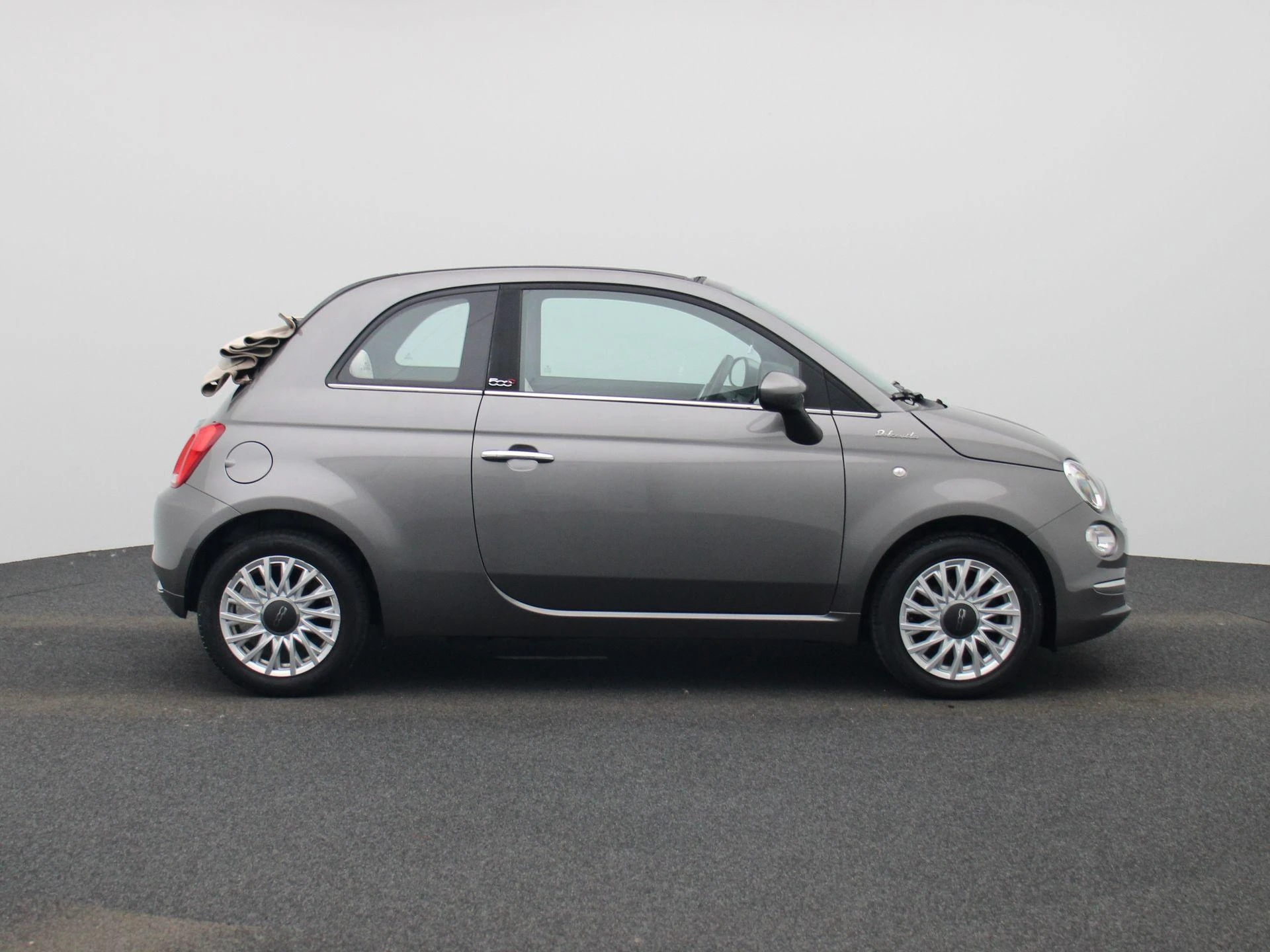 Fiat-500C-image-5