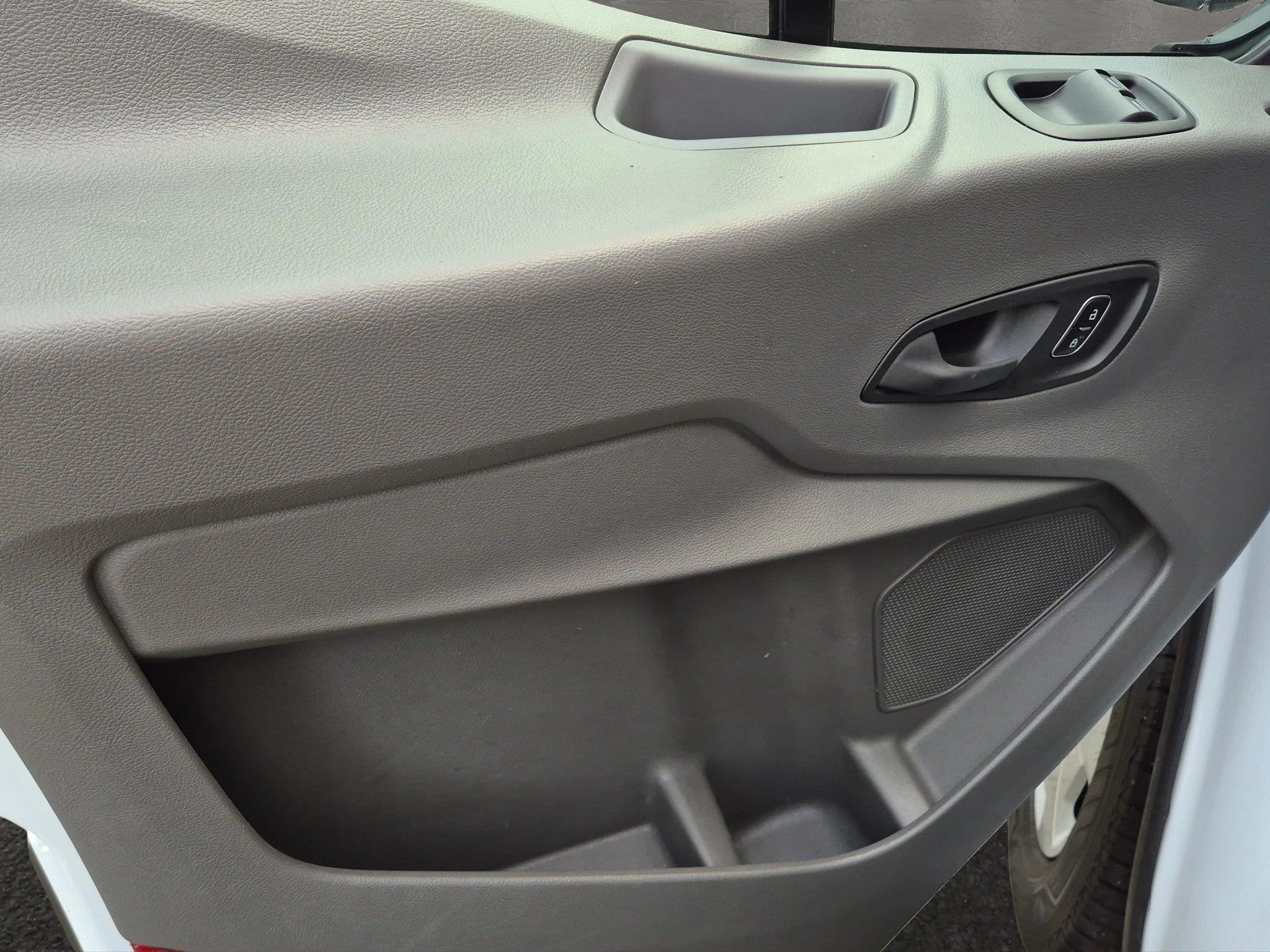 Ford-Transit-image-16
