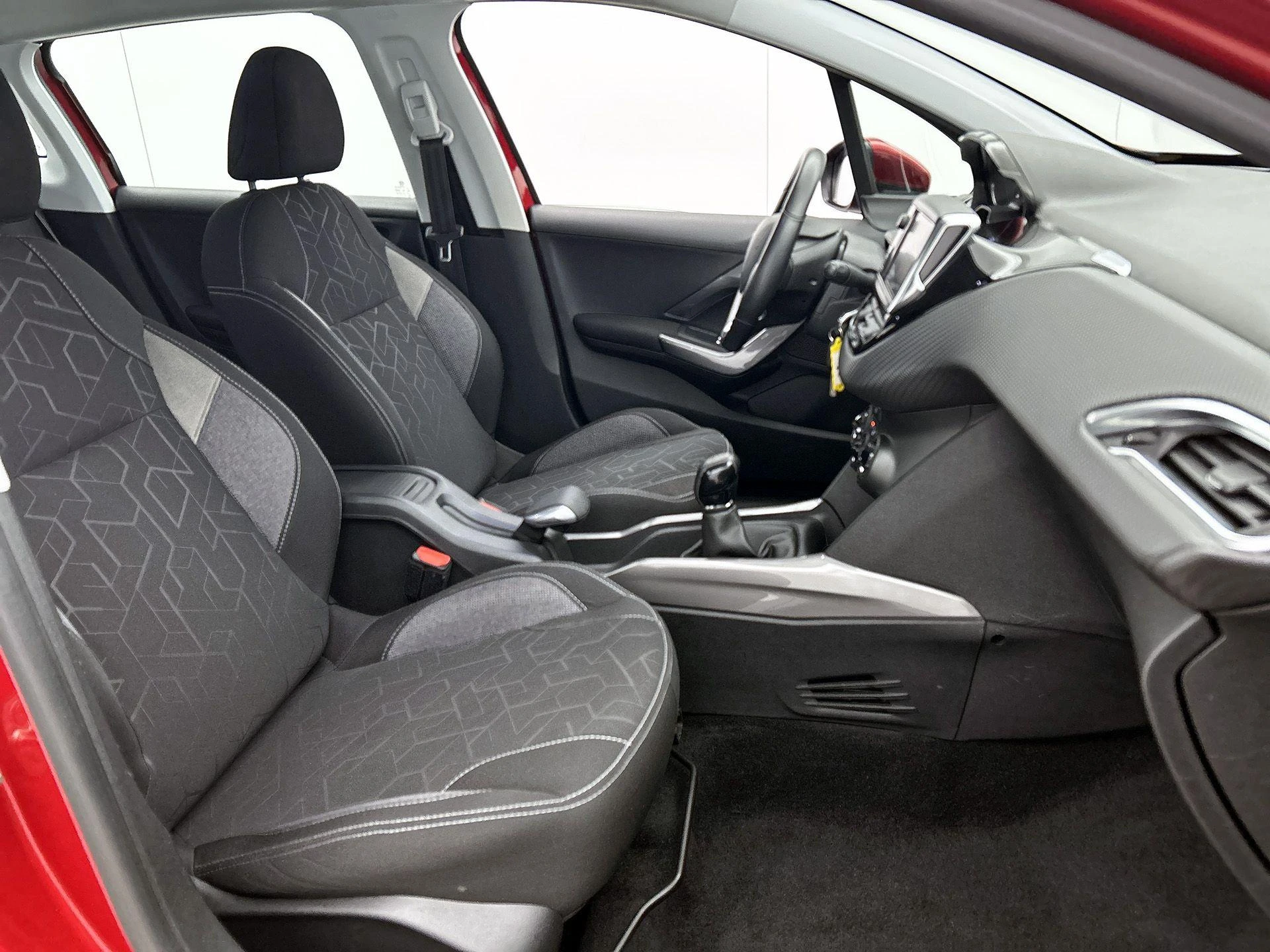 Peugeot-2008-image-33