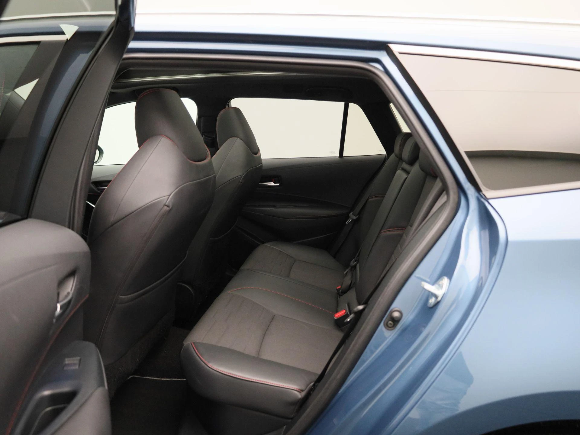 Toyota-Corolla Touring Sports-image-9