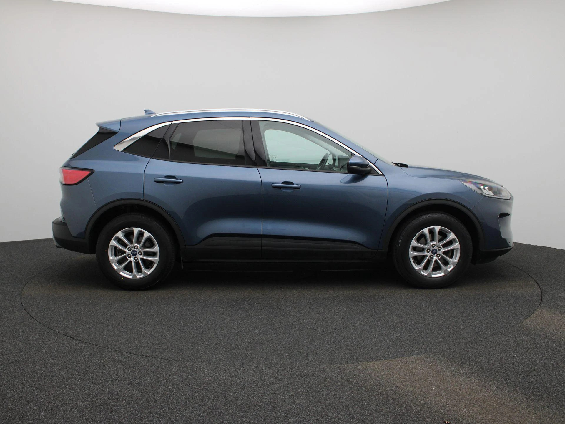 Ford-Kuga-image-5