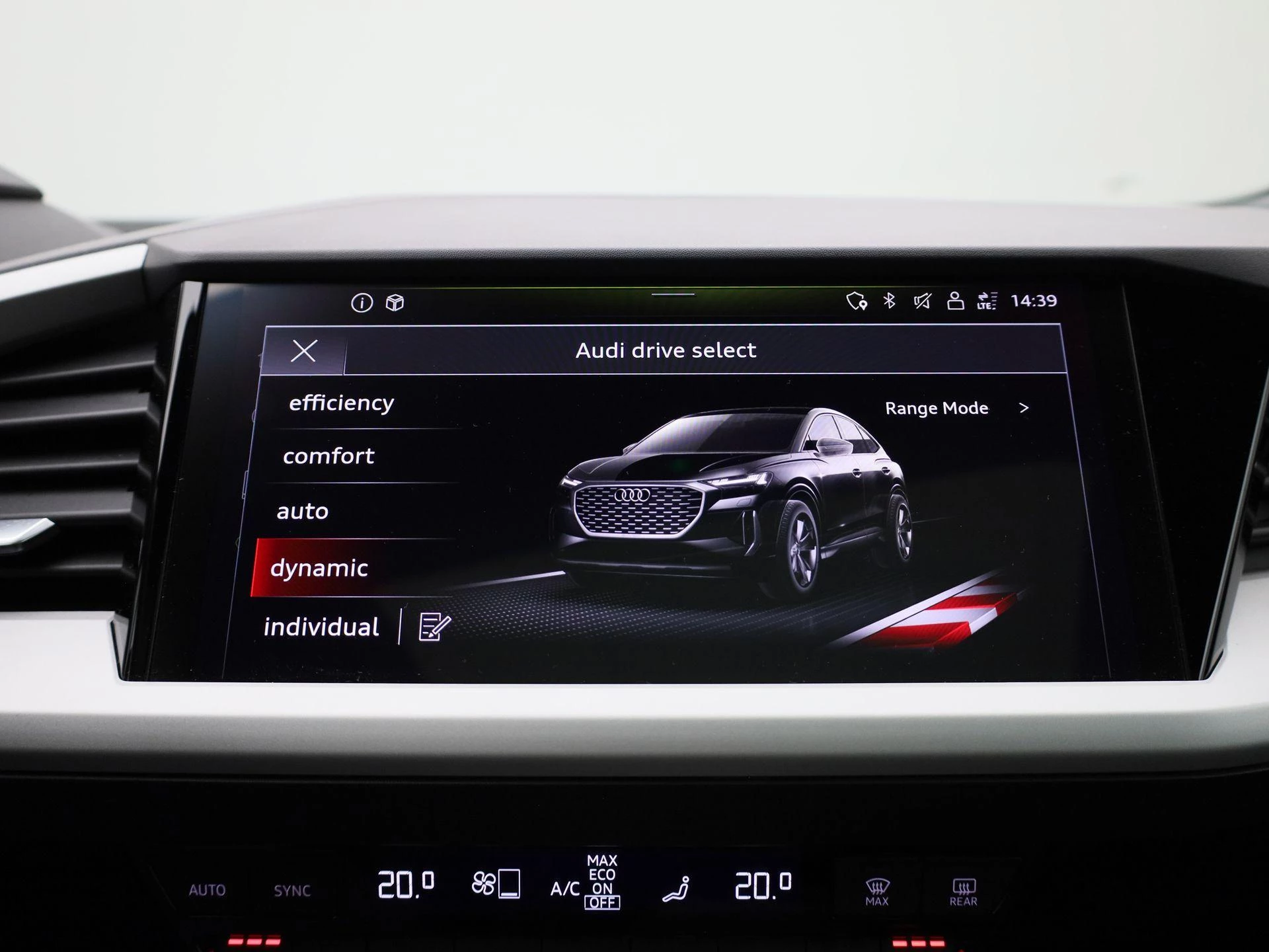 Audi-Q4 Sportback e-tron-image-30