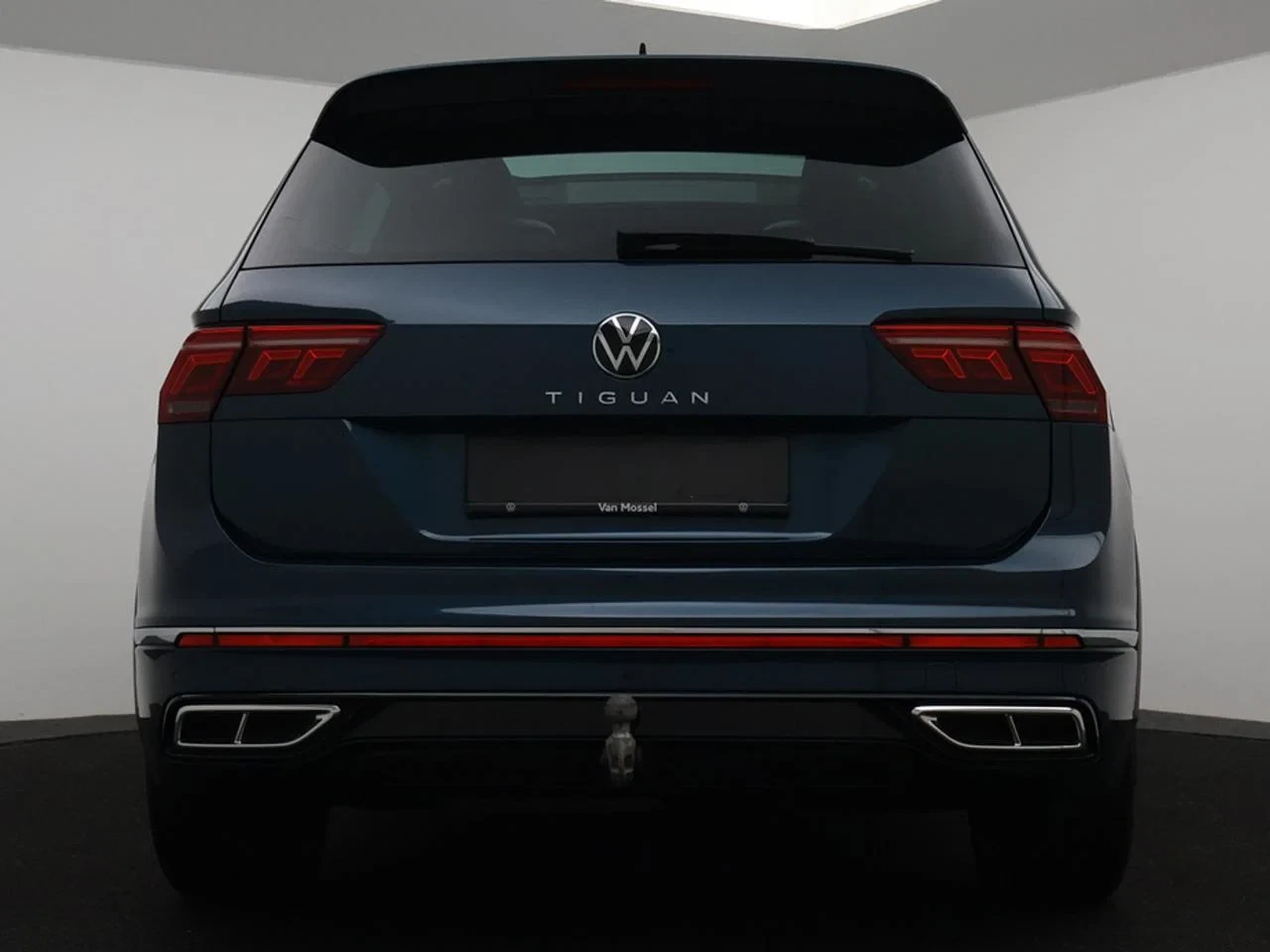 Volkswagen-Tiguan-image-12