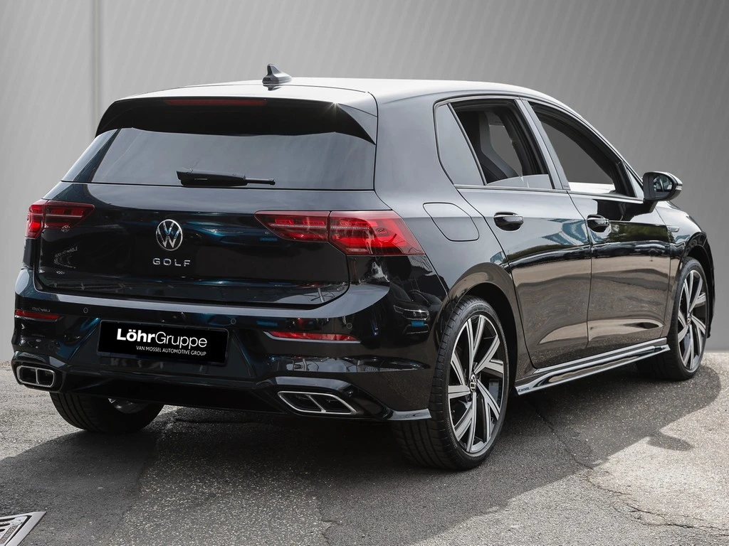 Volkswagen-Golf-image-3