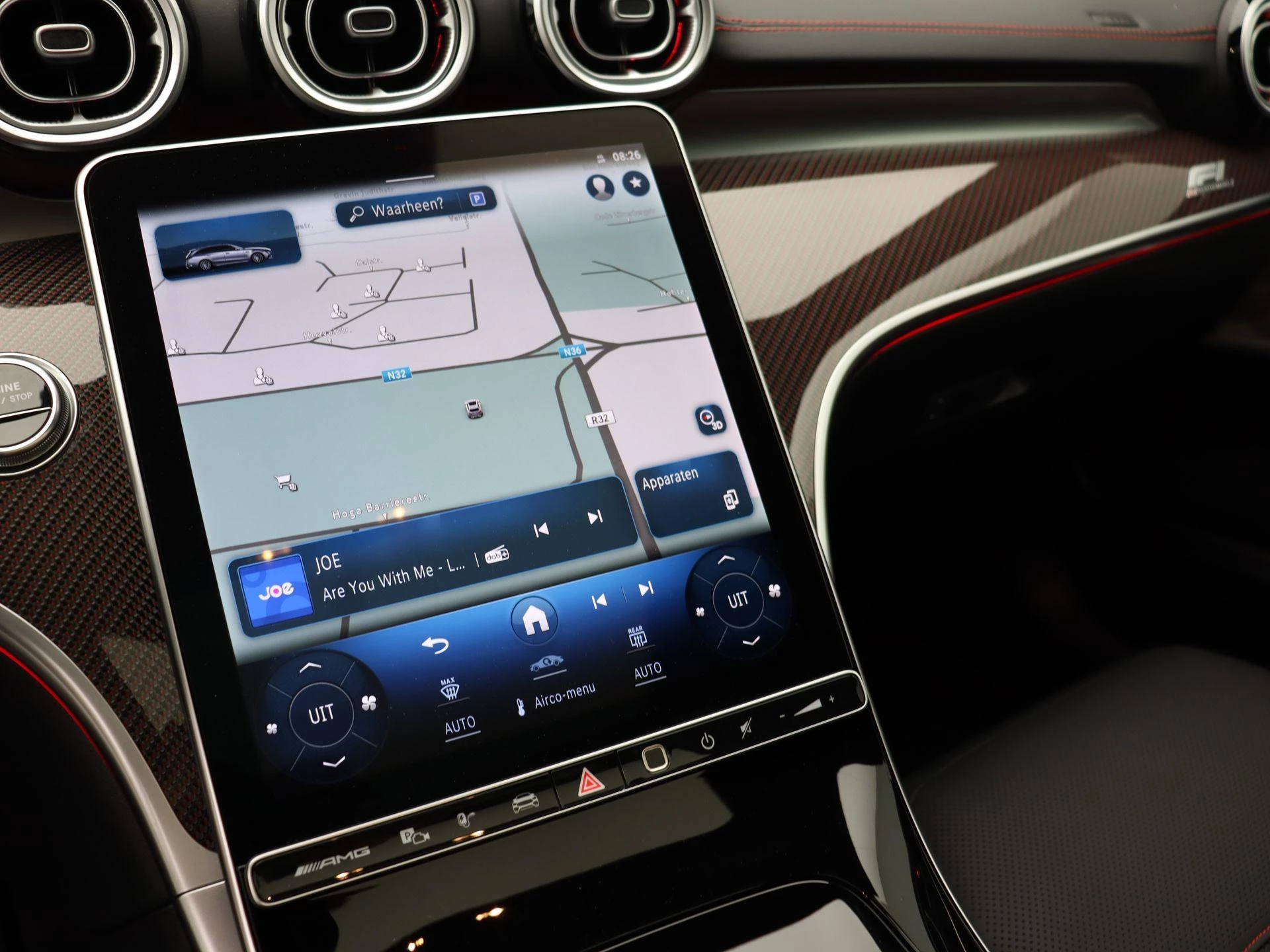 Mercedes-Benz-C-Klasse-image-12