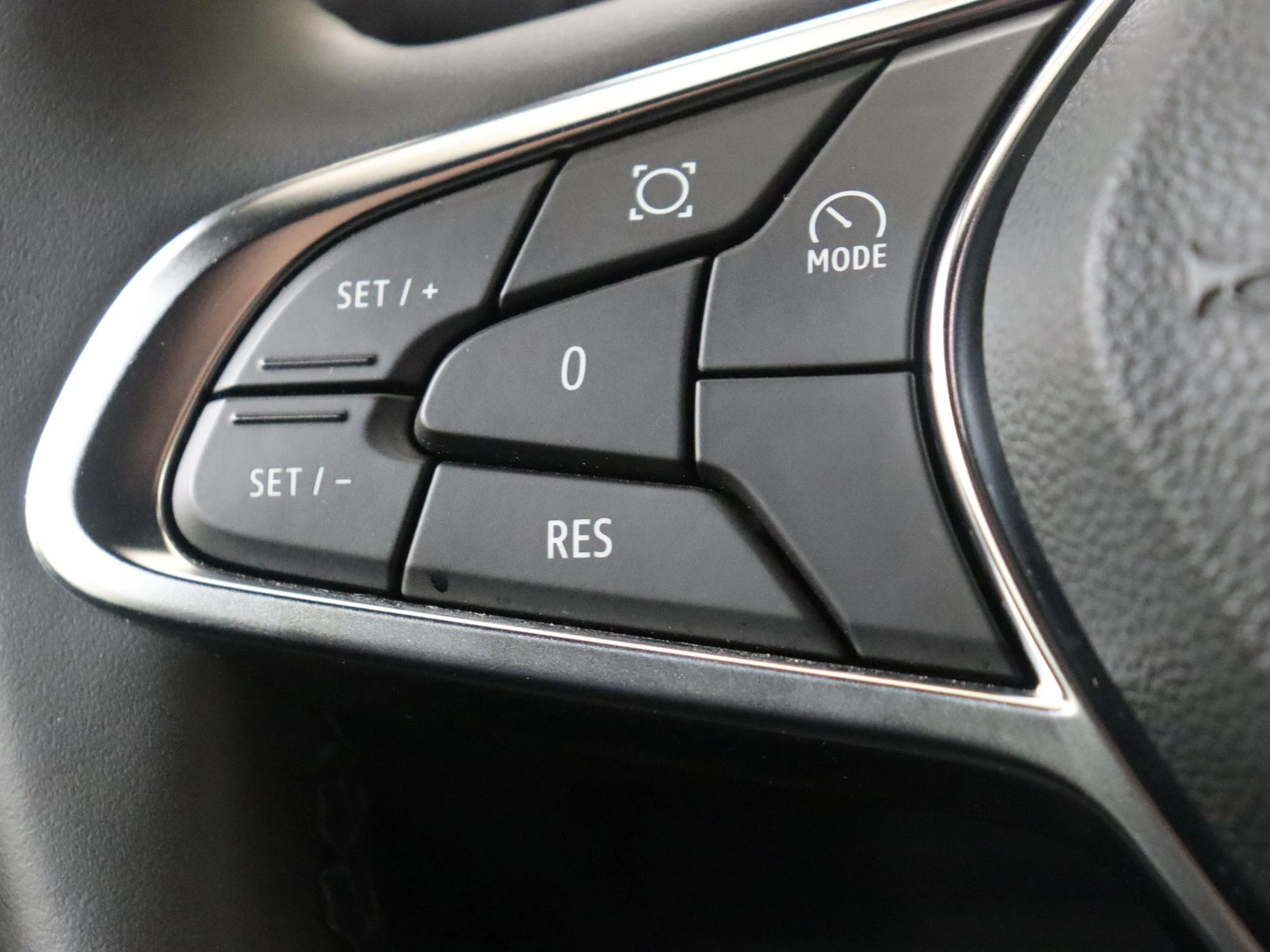 Renault-Captur-image-17