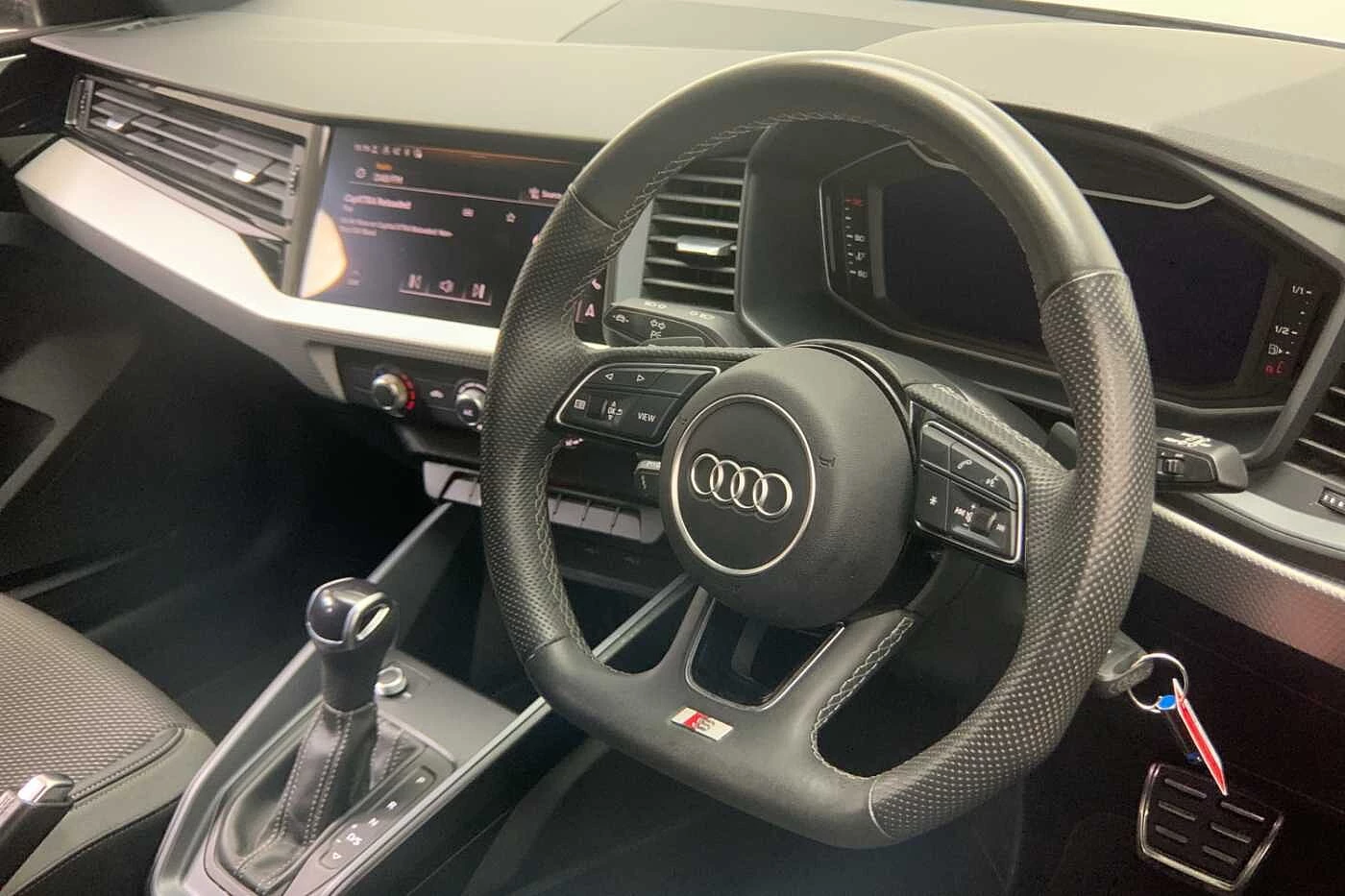 Audi-A1 Sportback-image-5