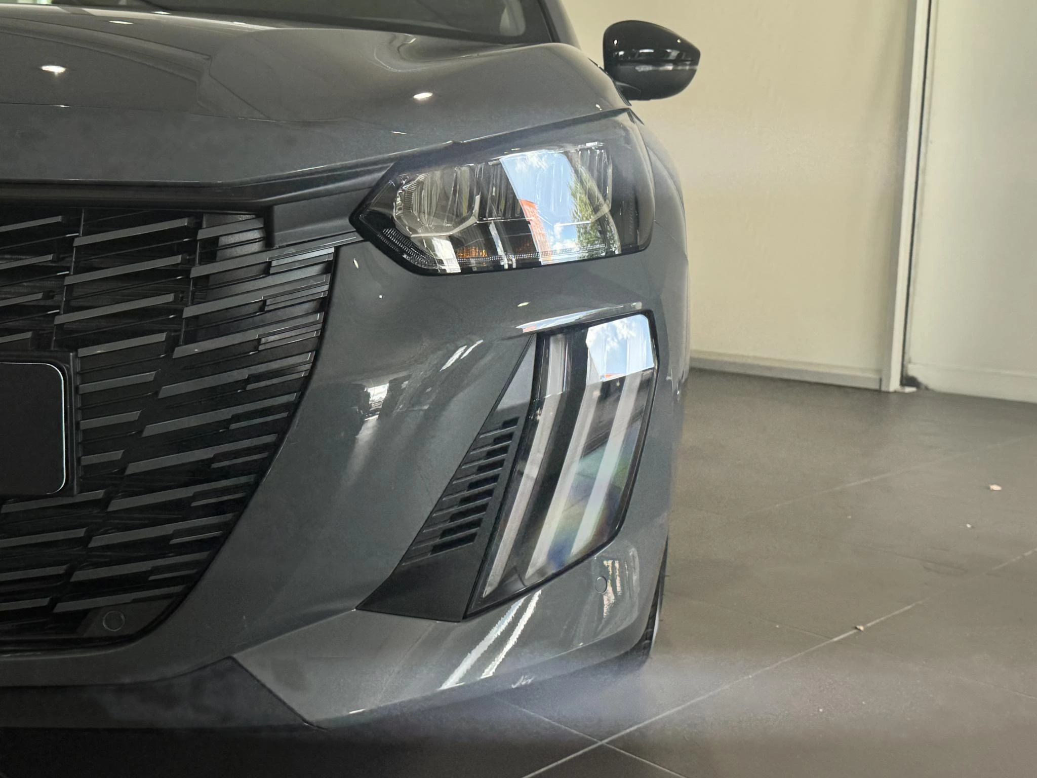 Peugeot 208 1.2 Hybrid 110 e-DCS6 Allure