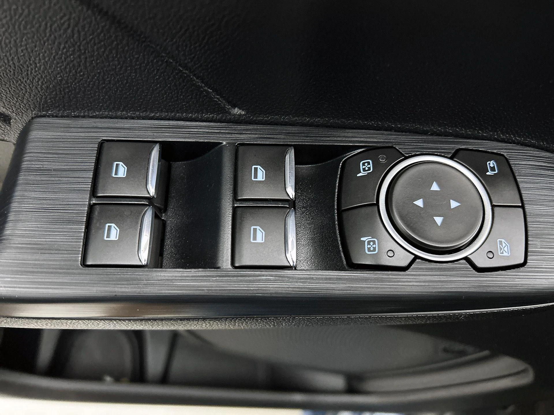 Ford-Kuga-image-37
