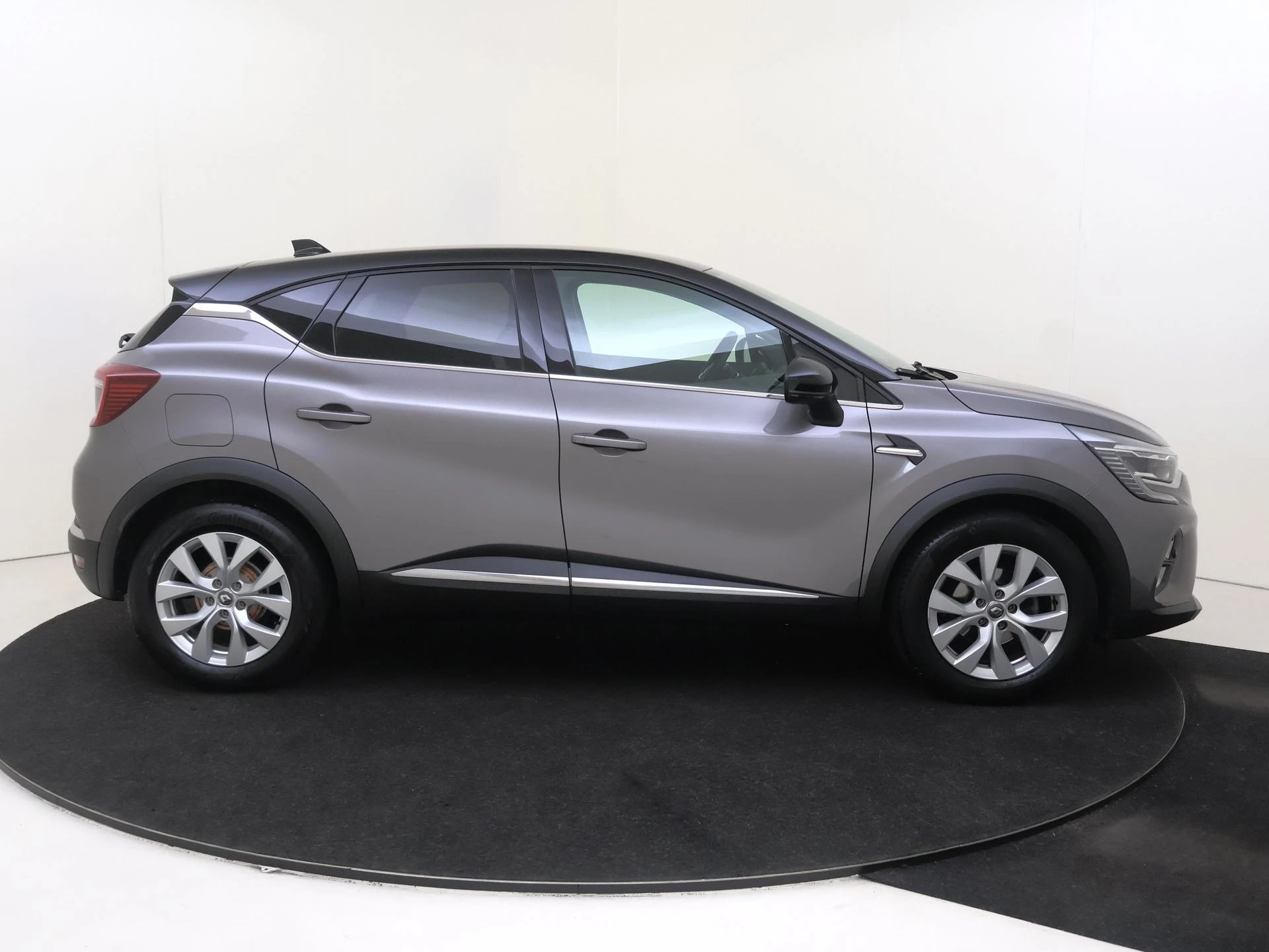 Renault-Captur-image-5