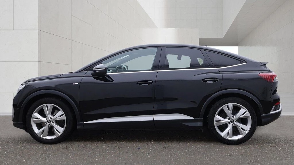 Audi-Q4 Sportback e-tron-image-5