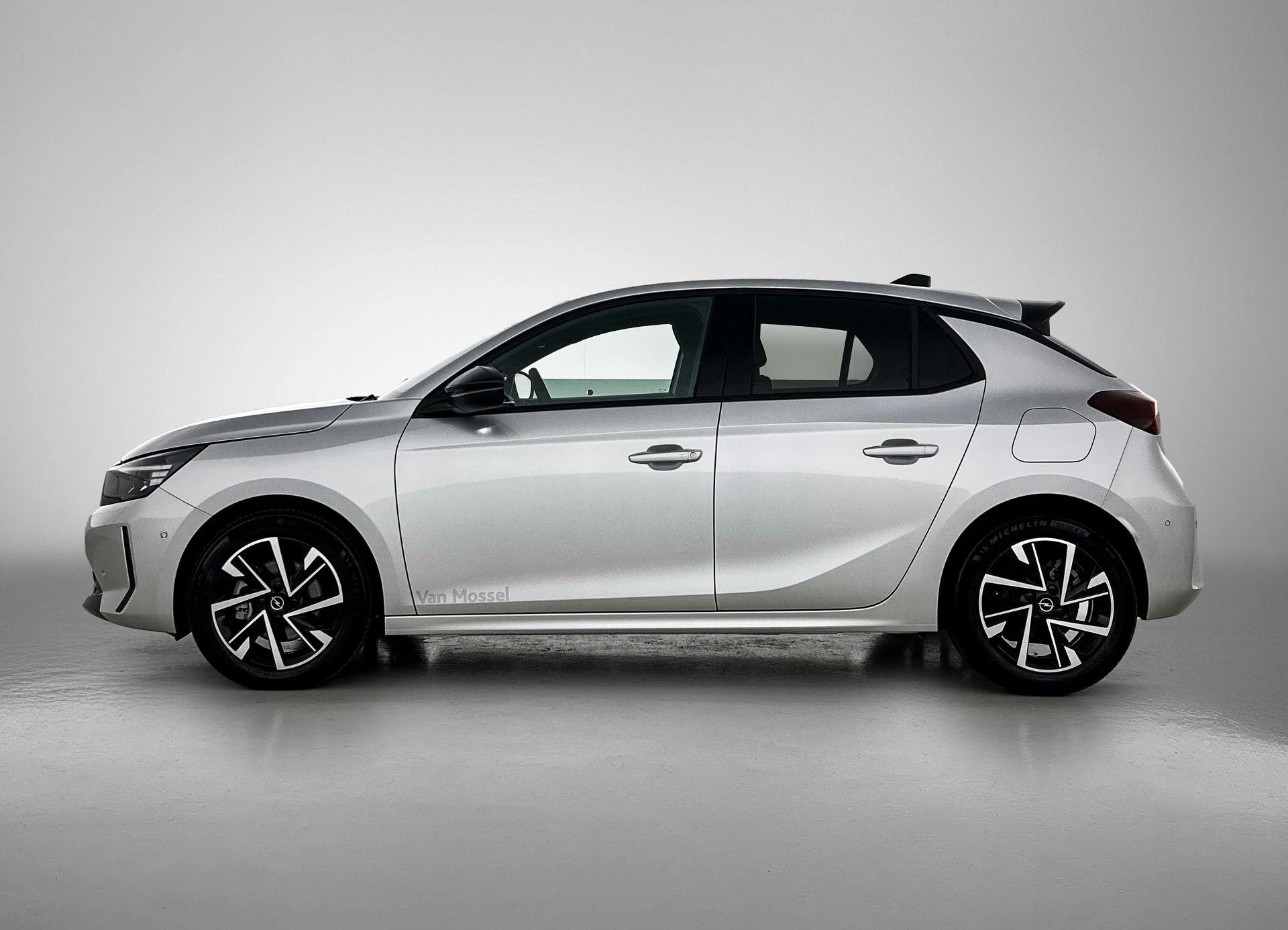 Opel-Corsa-image-1