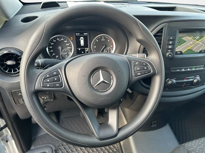 Mercedes-Benz Vito 116 LANG NAVI KAMERA AHK 3 SITZE HOLZBODEN