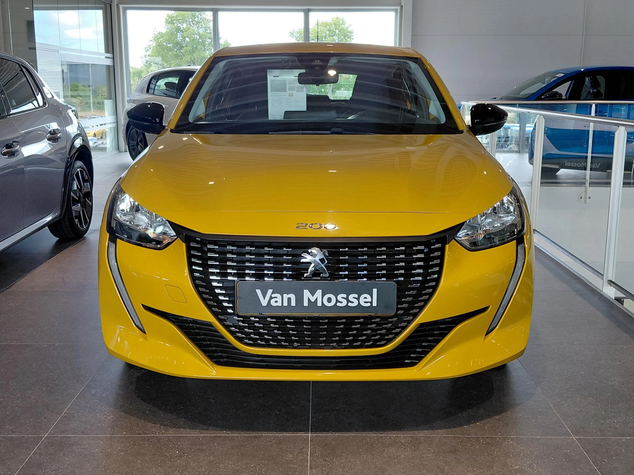 Peugeot-208-image-2