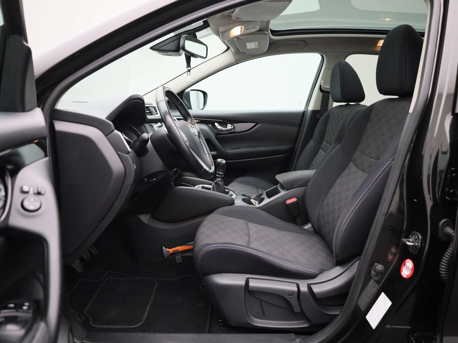 Nissan-QASHQAI-image-10