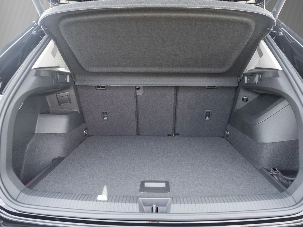 Volkswagen-Tiguan-image-5