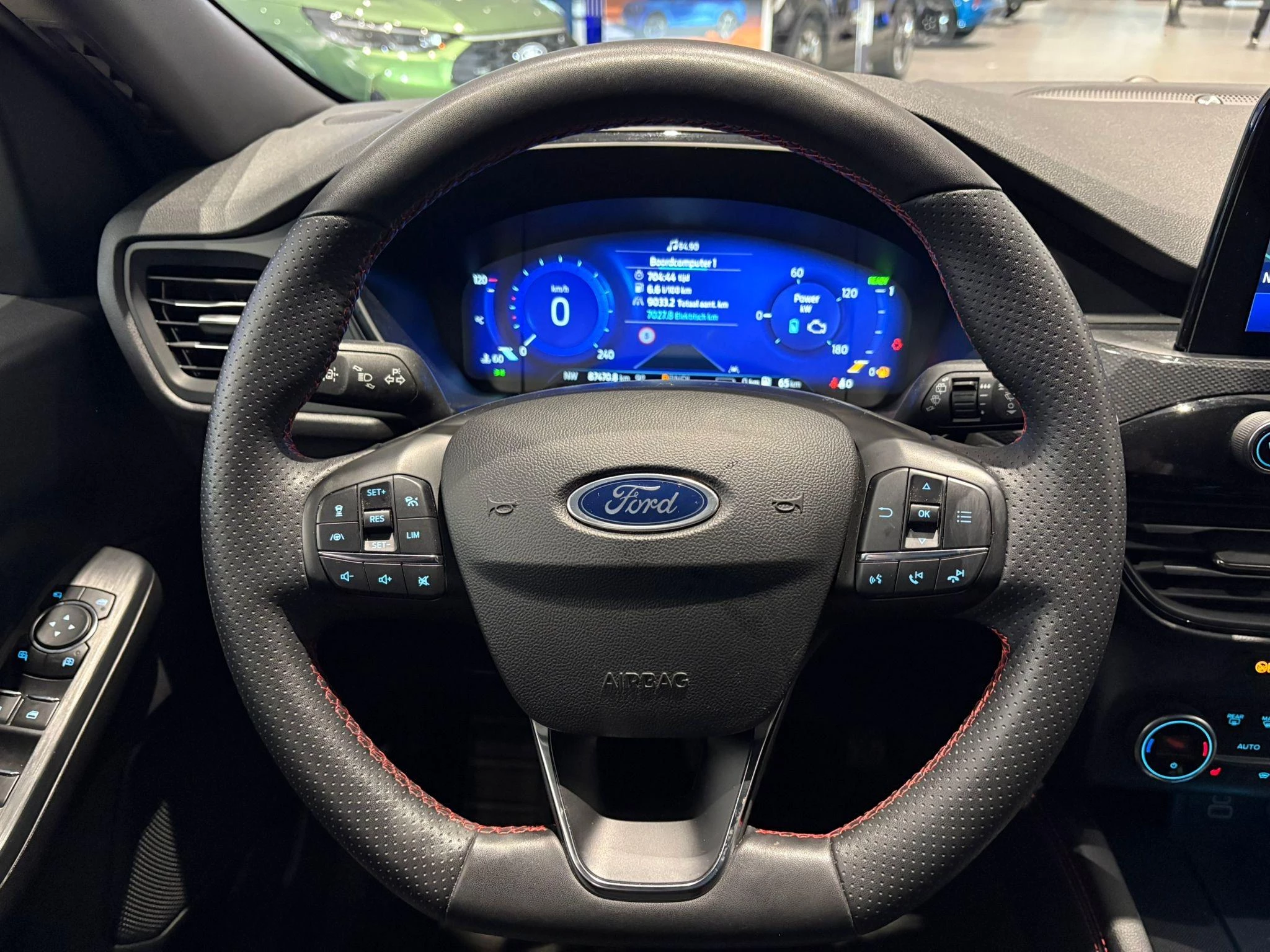 Ford-Kuga-image-16