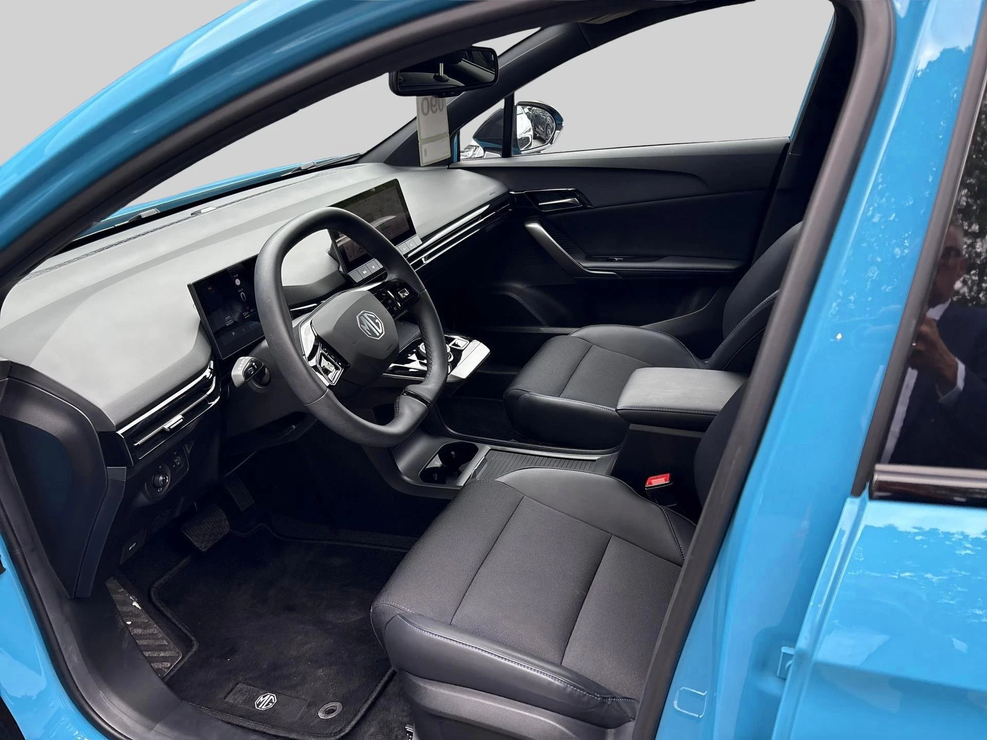 MG MG4 64 kWh Luxury
