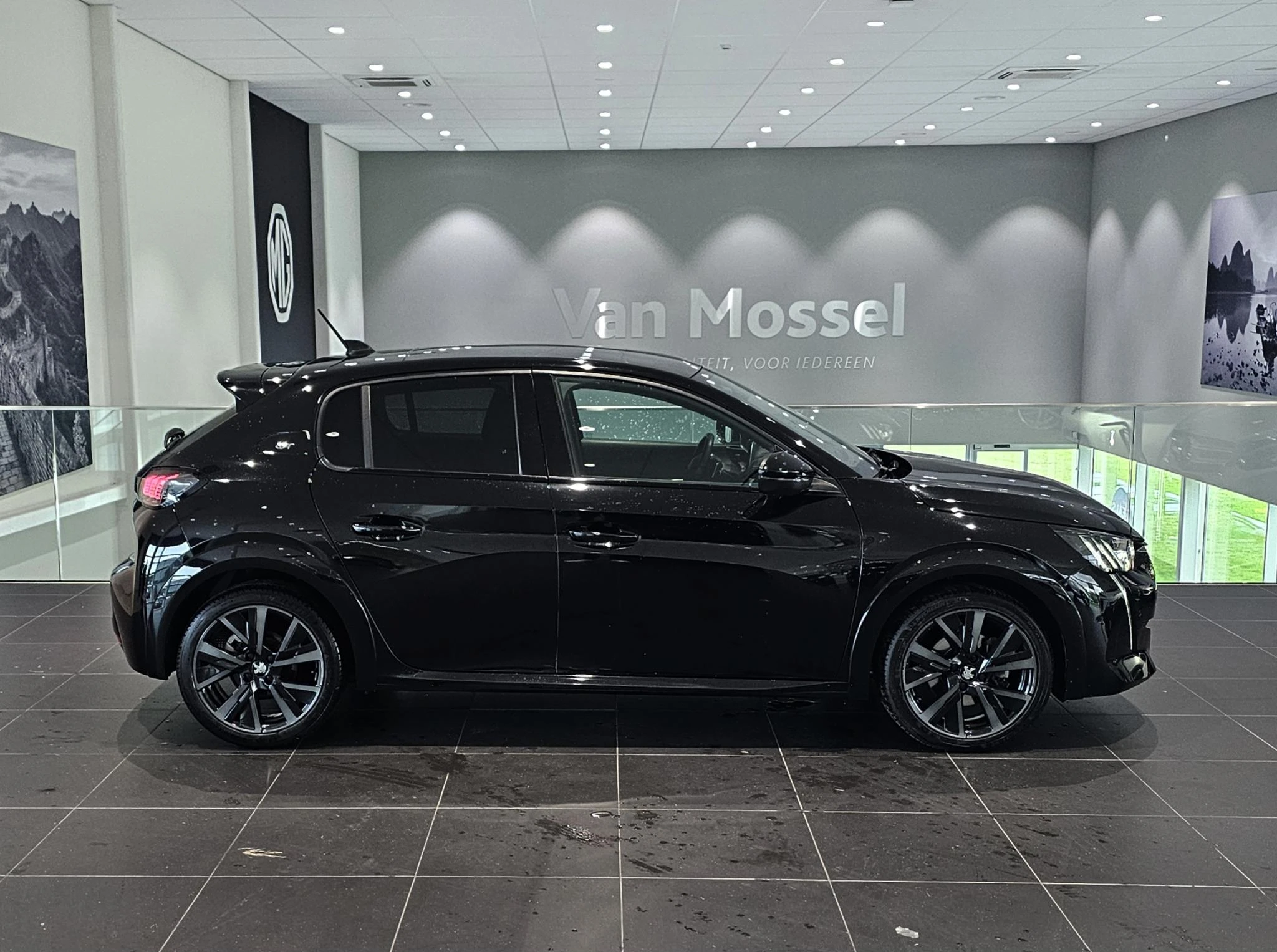 Peugeot-208-image-3