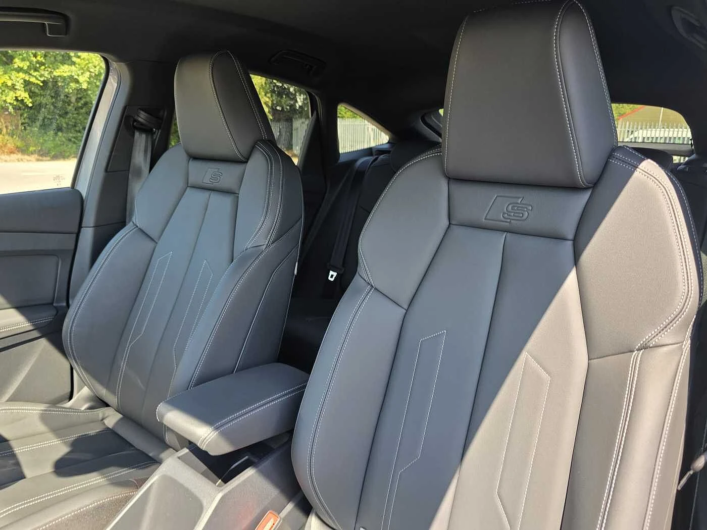 Audi-Q4 Sportback e-tron-image-9