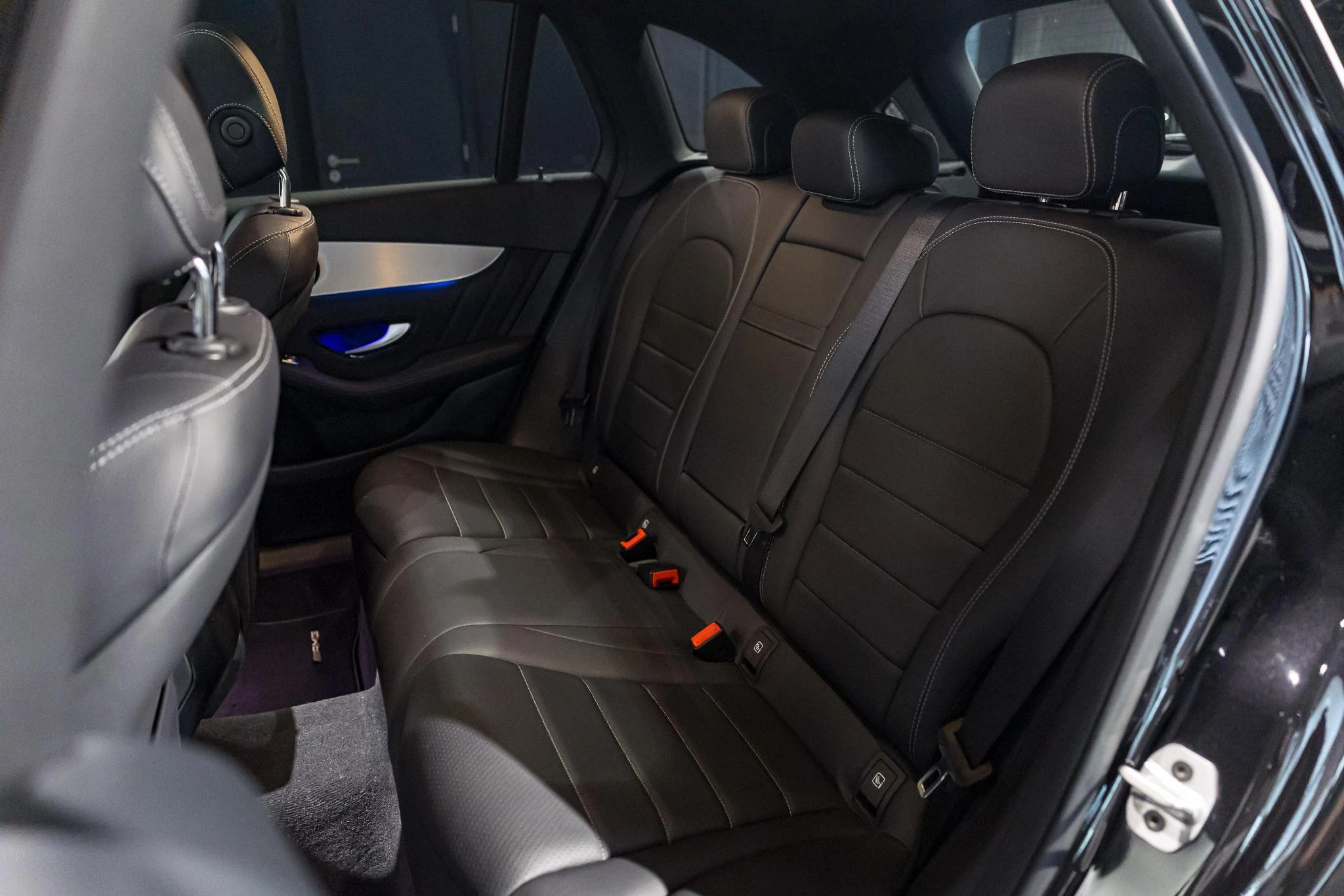 Mercedes-Benz-GLC-image-13
