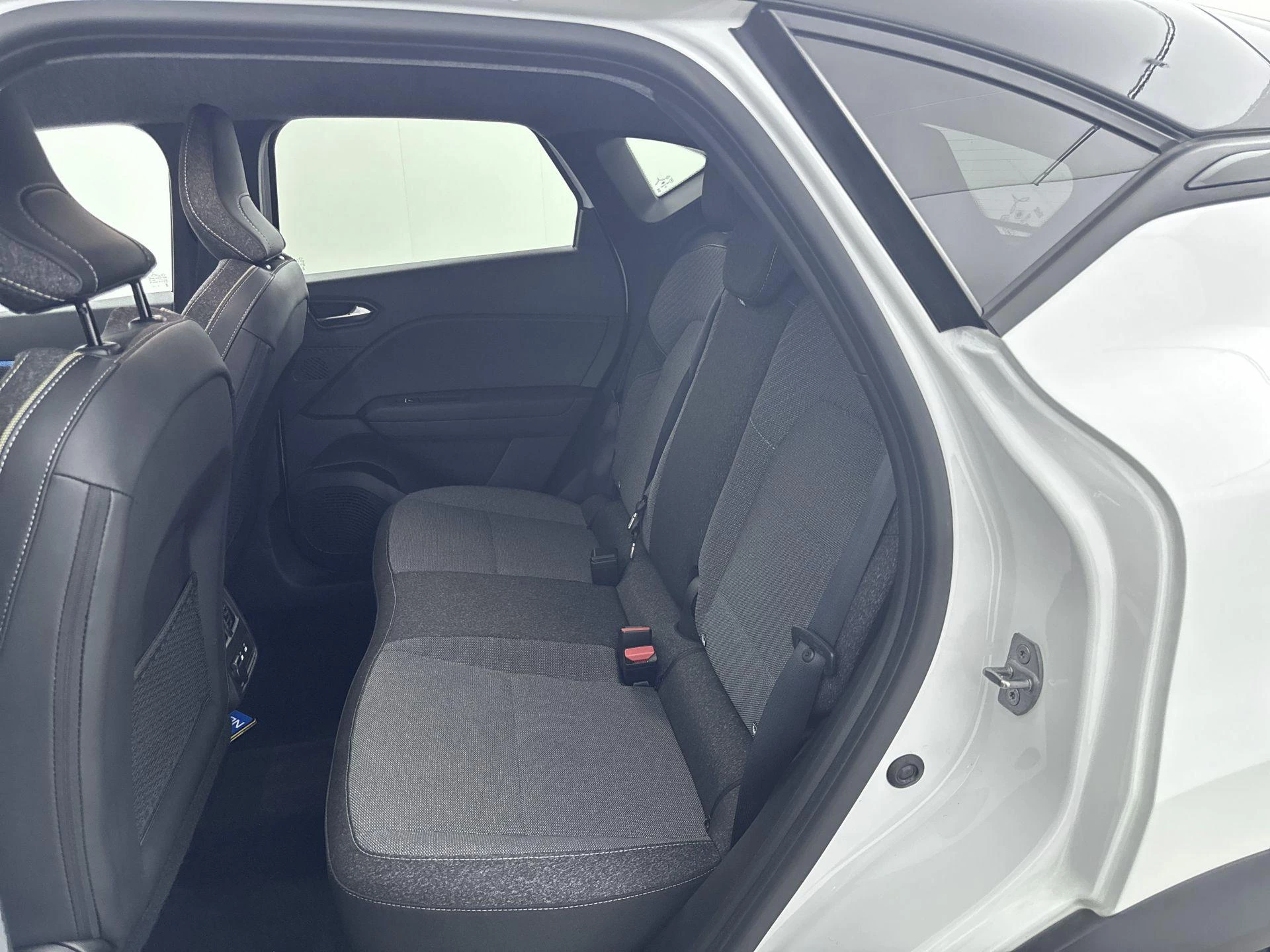 Renault-Captur-image-24