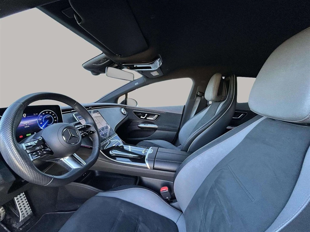 Mercedes-Benz-EQE-image-9