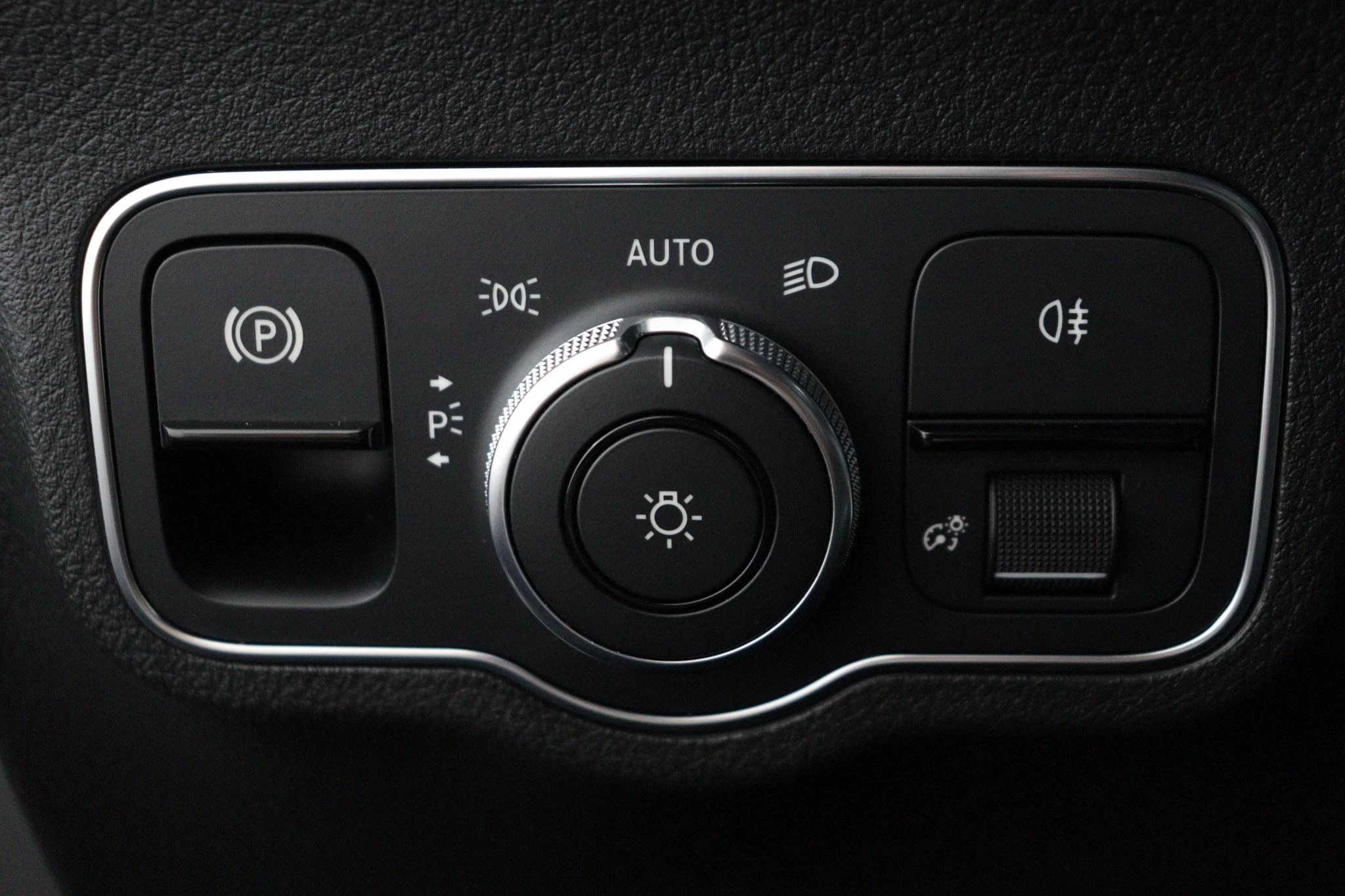 Mercedes-Benz-B-Klasse-image-40