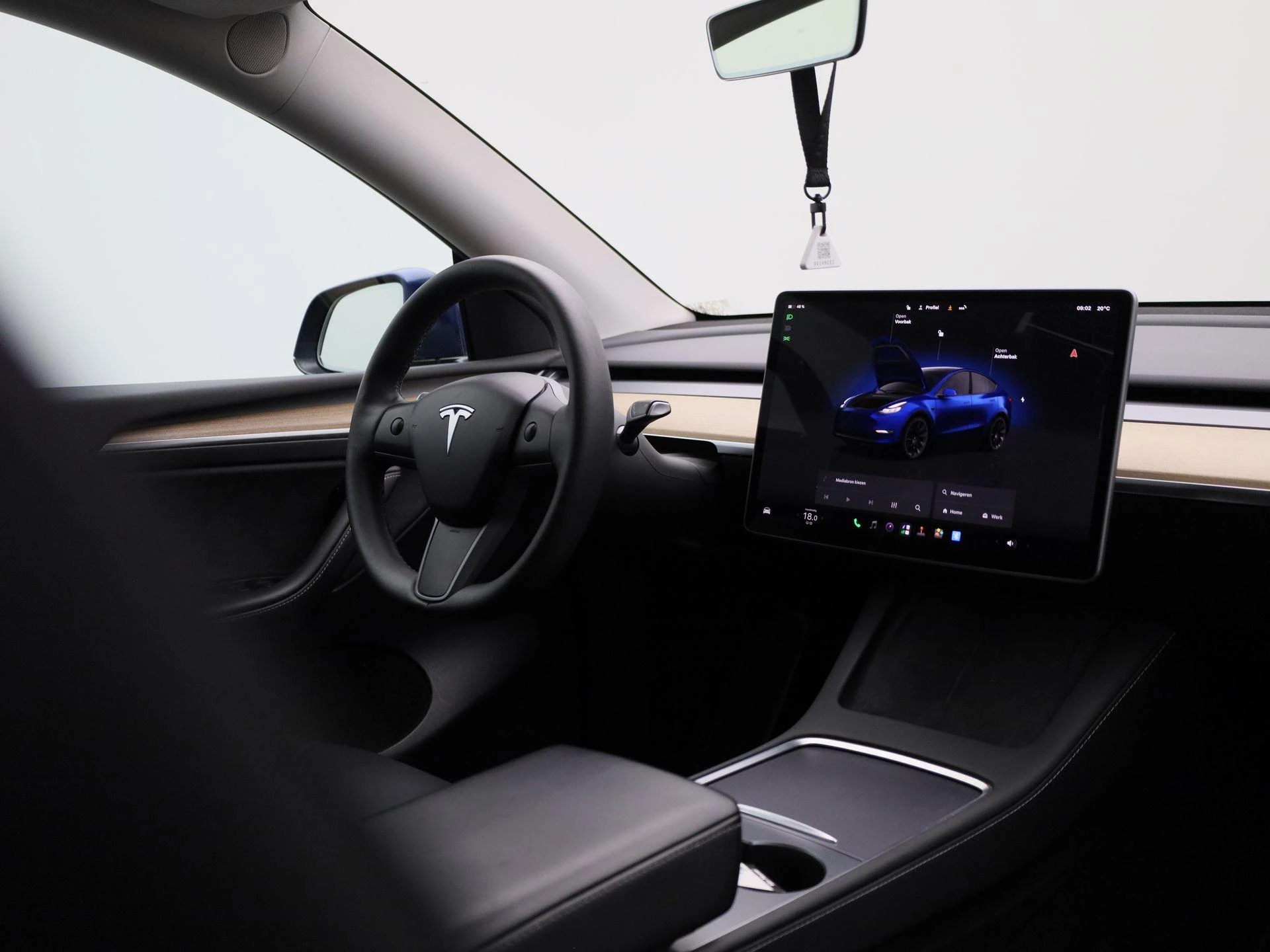 Tesla-Model Y-image-36