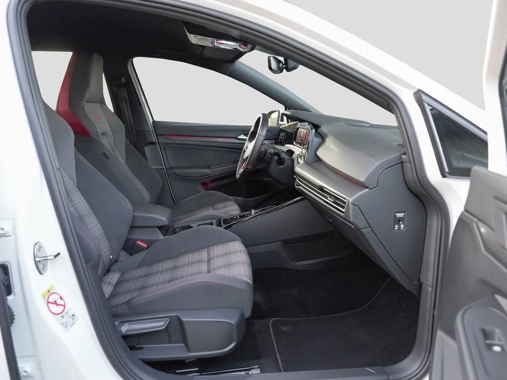 Volkswagen Golf VIII GTI 2,0 TSI DSG,ALU 19",LED,Kamera,AHK ACC,DCC,Lenkrad-/Sitzheizung,Apple Car Pla