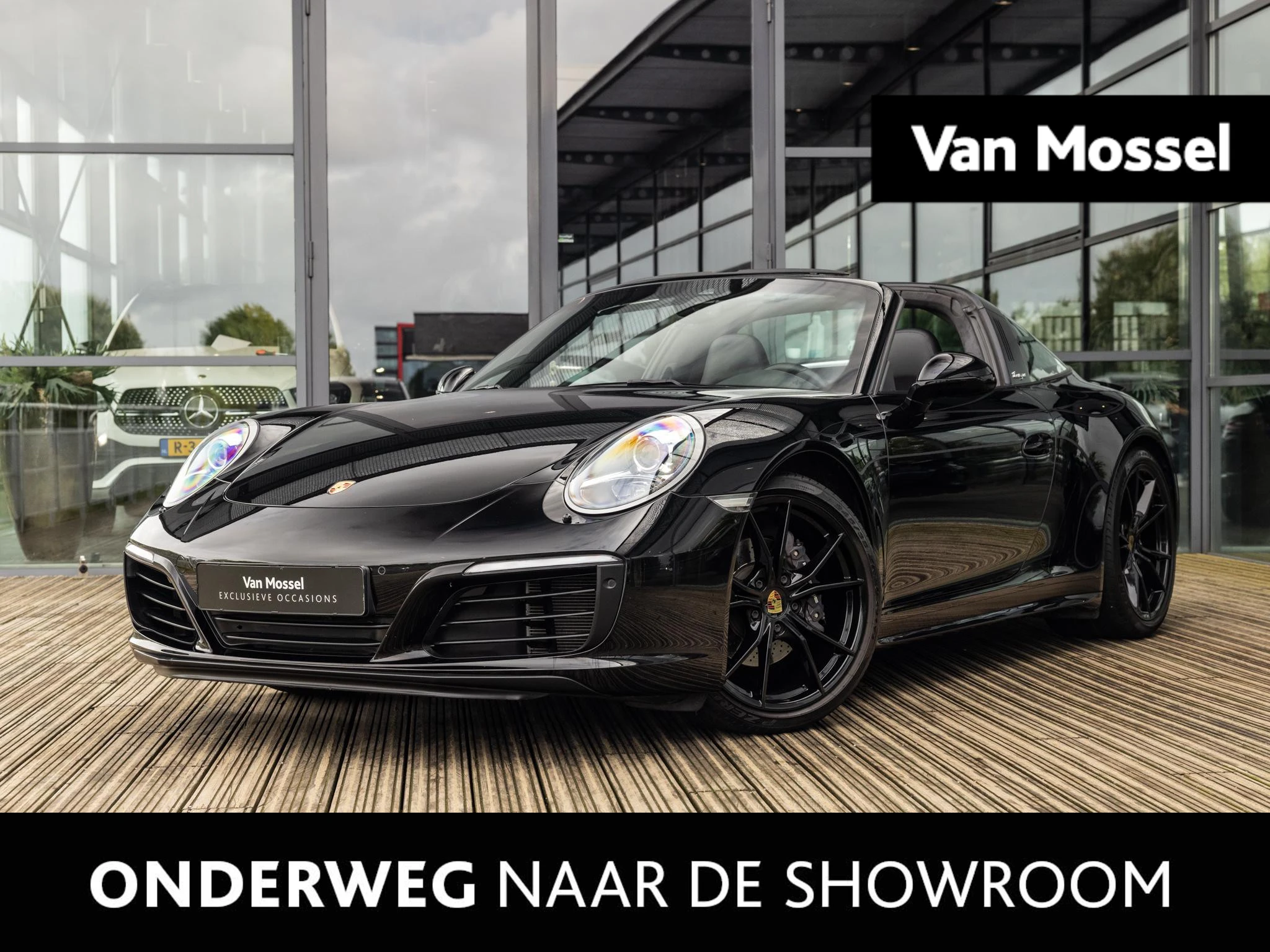Porsche-911-image-0