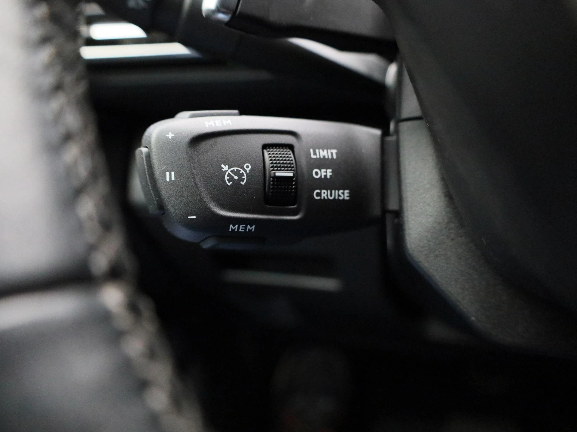 Peugeot-3008-image-27