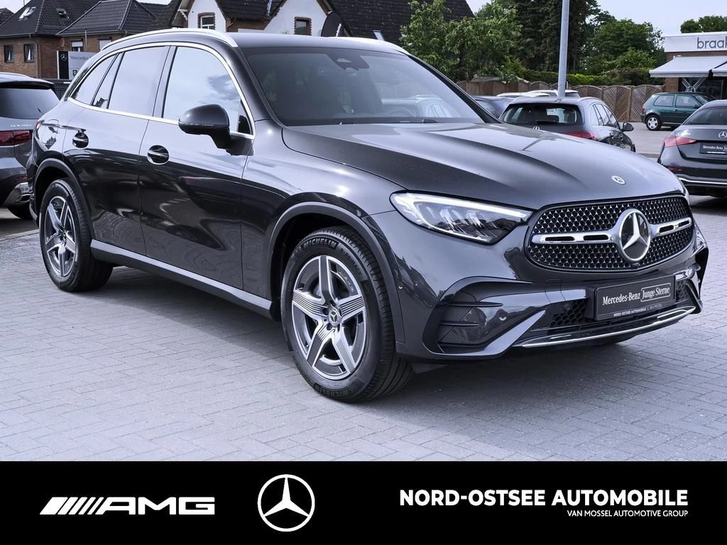 Mercedes-Benz GLC 300 d AMG 4M DISTRONIC MBUX SHZ LED AMG Line