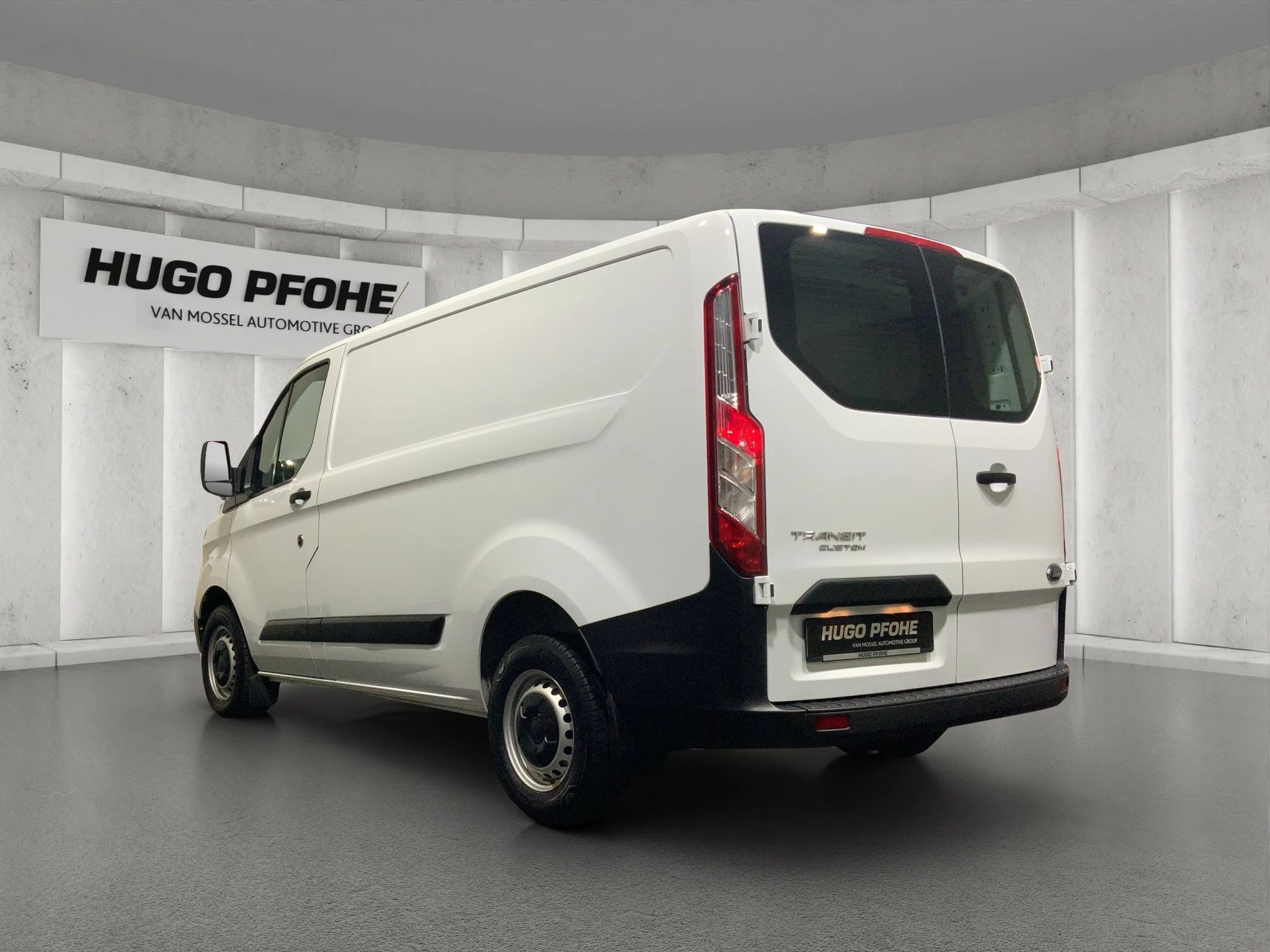 Ford-Transit Custom-image-2