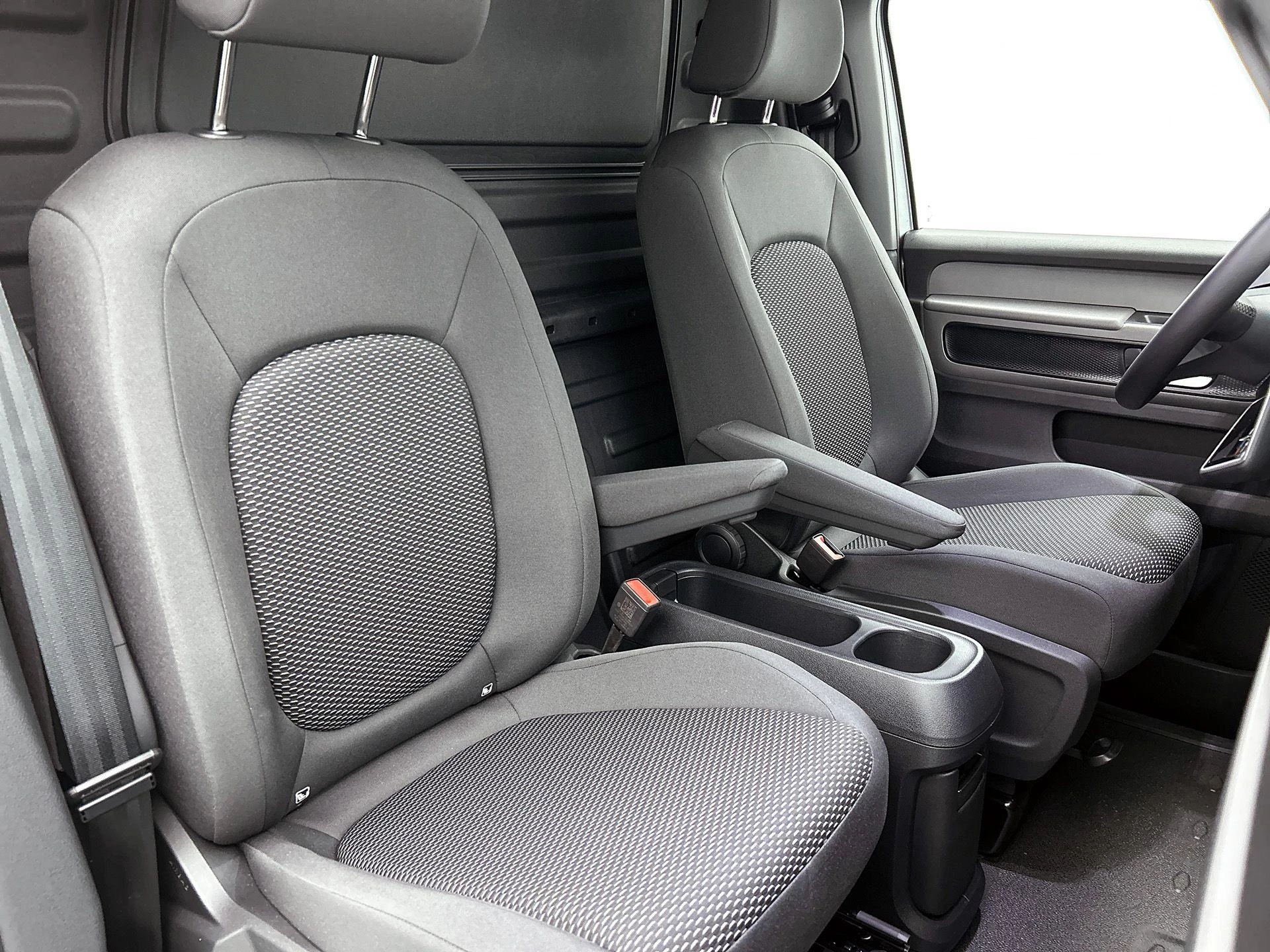 Volkswagen-ID. Buzz Cargo-image-29