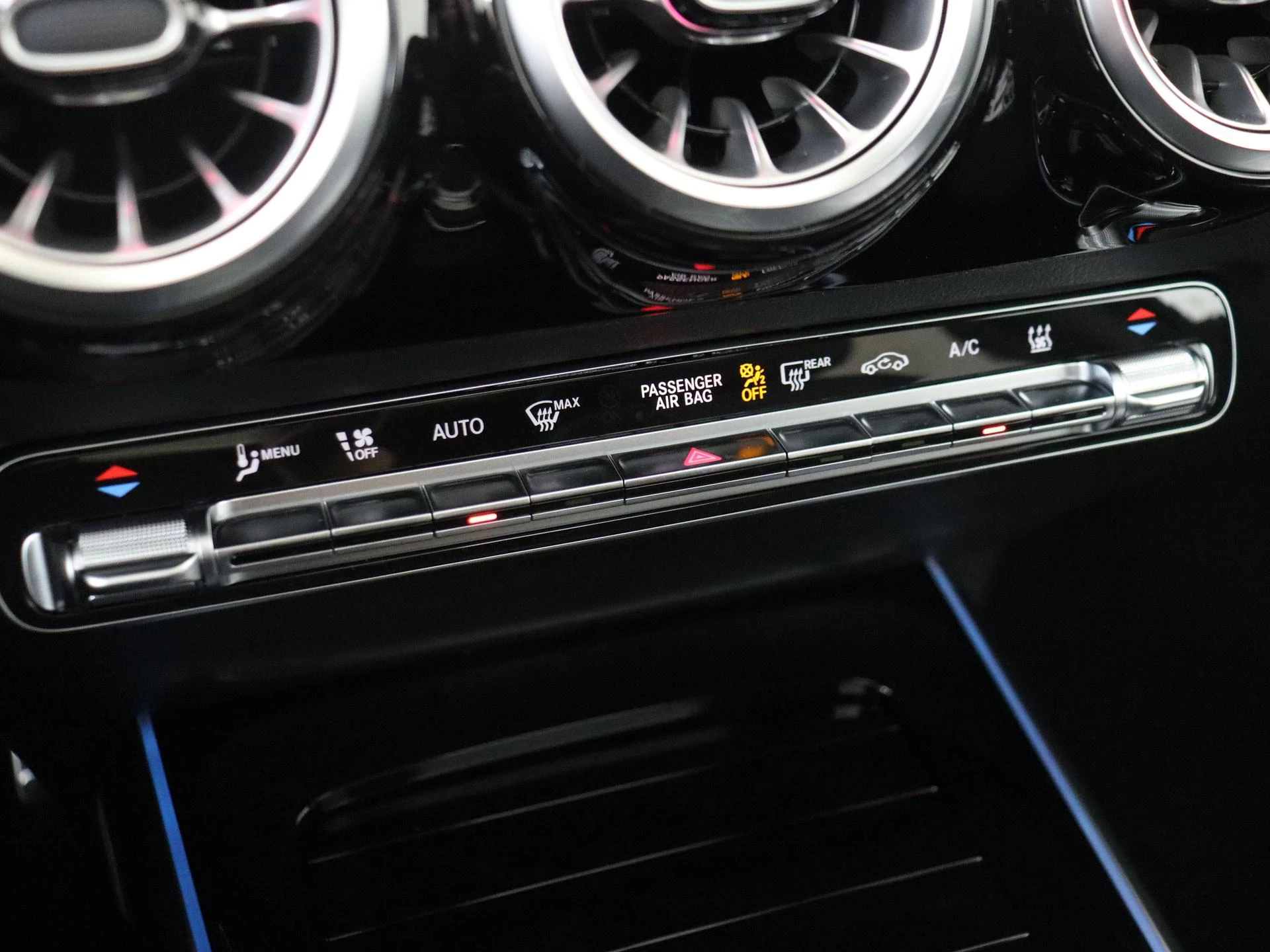 Mercedes-Benz EQA 250+ Business Solution AMG 71 kWh
