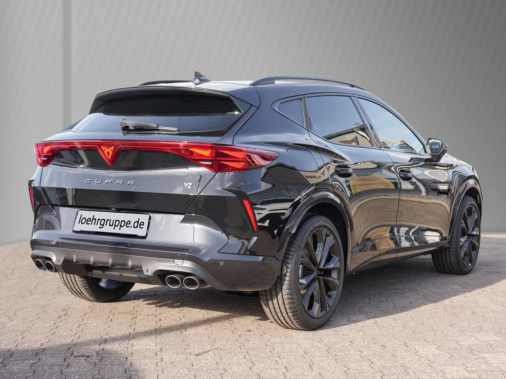 CUPRA Formentor VZ 4Drive Black Edition /Pano/AHK/Navi