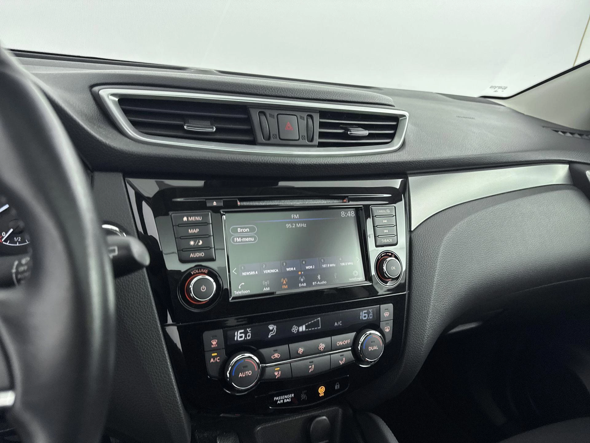 Nissan-QASHQAI-image-10
