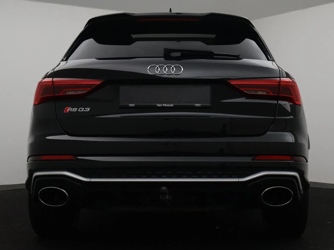 Audi-RSQ3-image-3