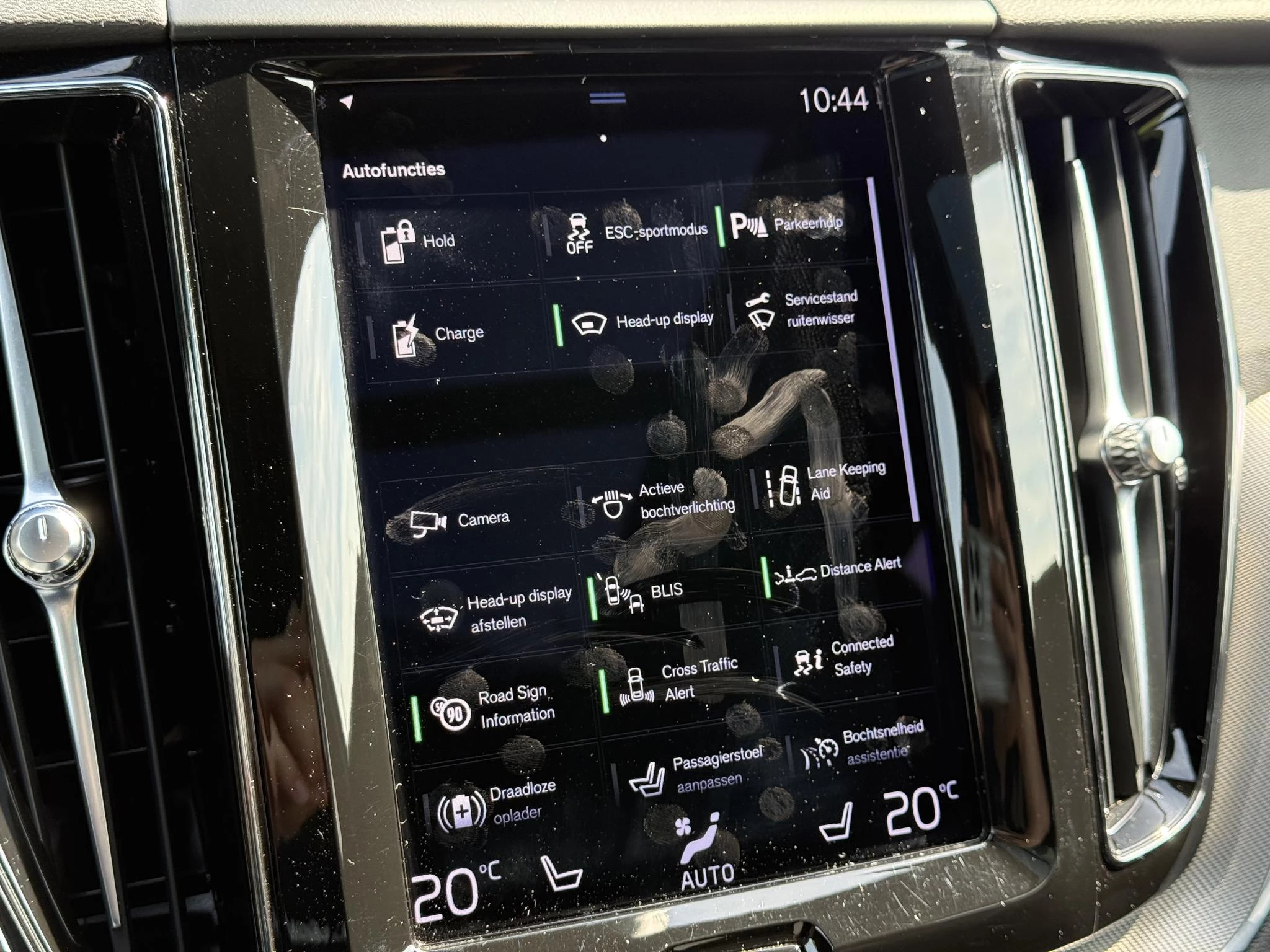 Volvo-XC60-image-25