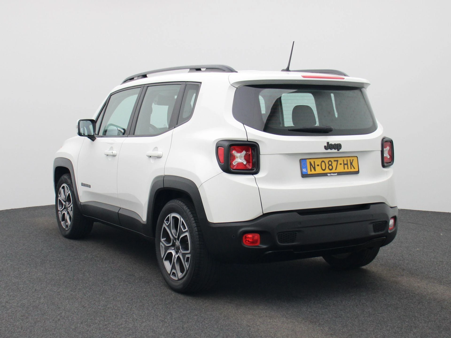 Jeep-Renegade-image-1