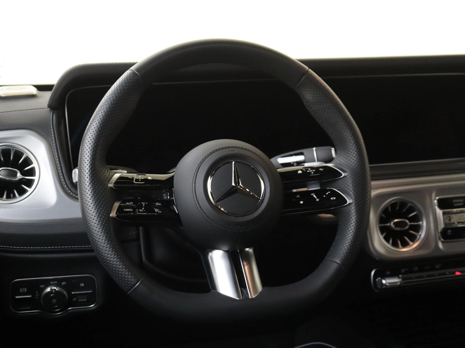 Mercedes-Benz-Classe G-image-11