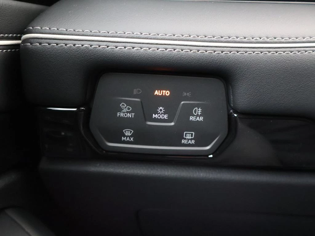 Volkswagen ID.7 Pro Business Premium 77kWh (286 pk) / DEMO