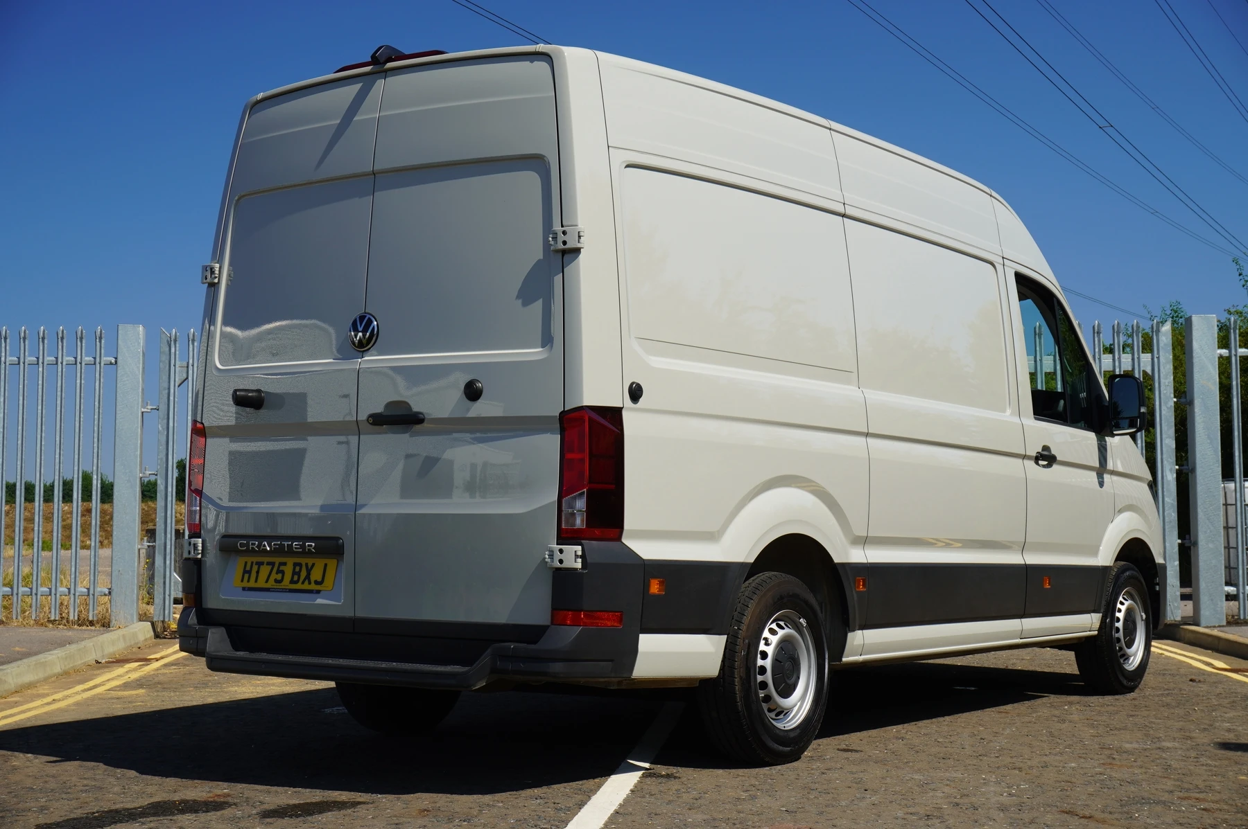 Volkswagen-Crafter-image-37