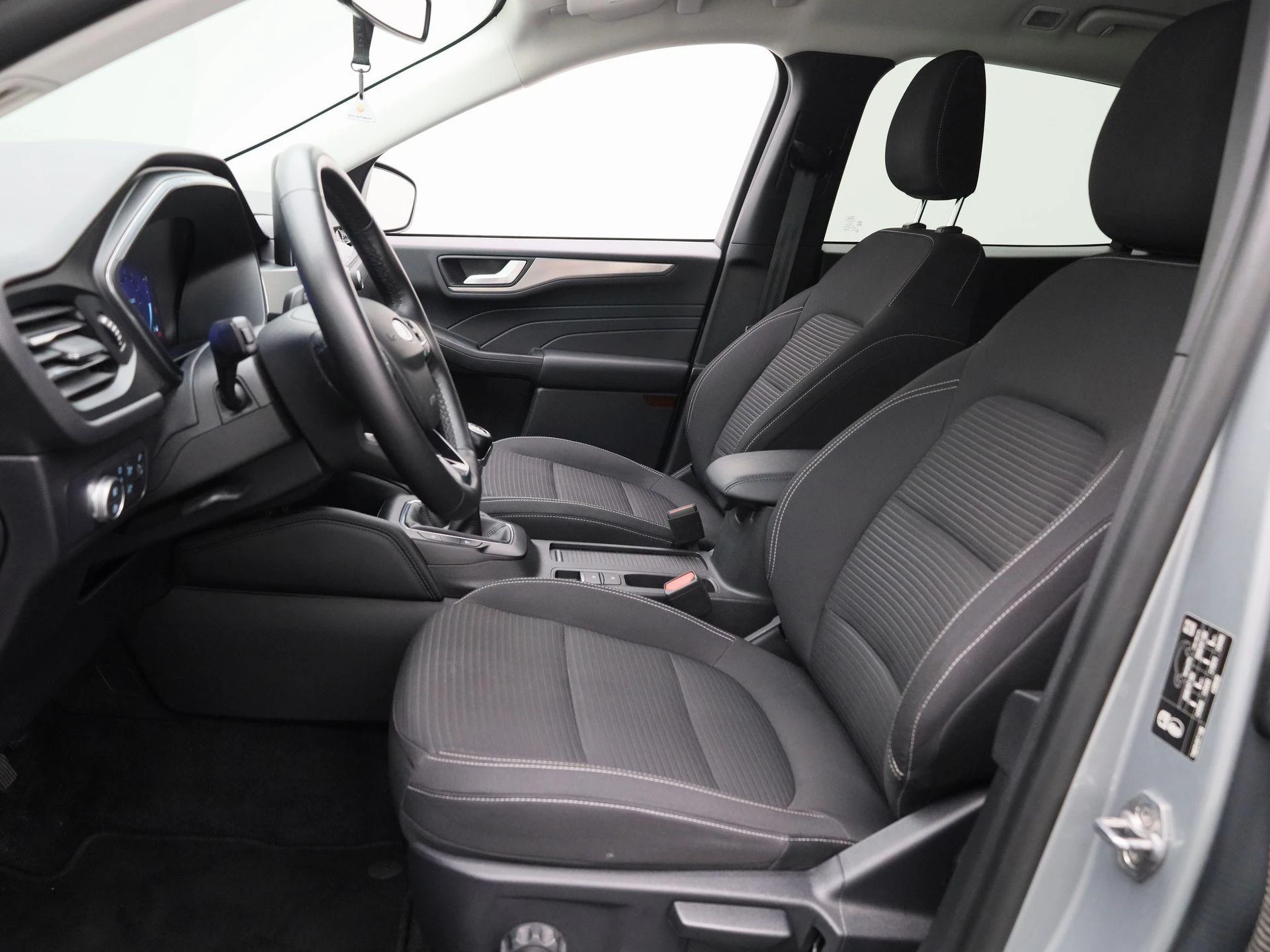 Ford-Kuga-image-11