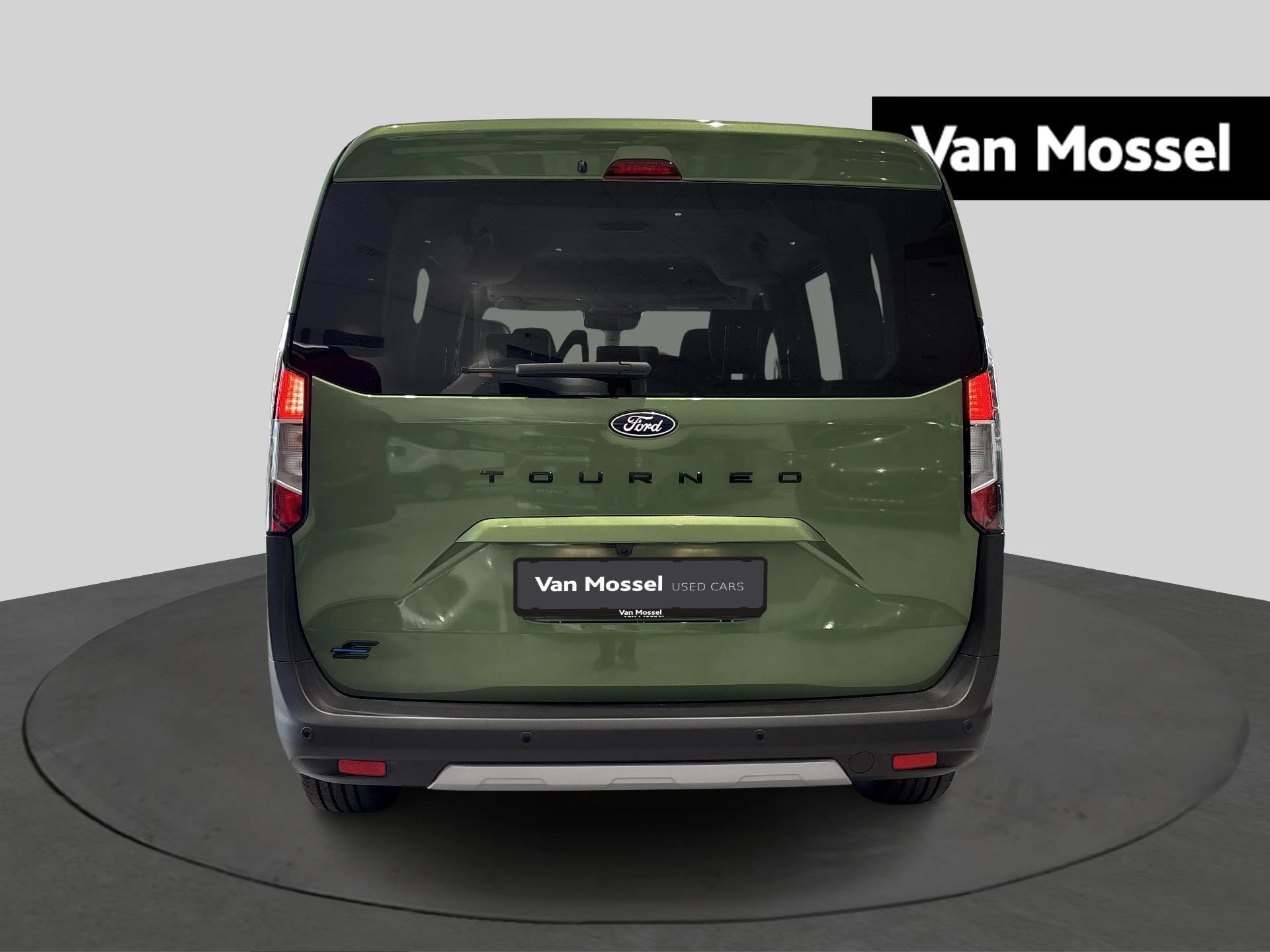 Ford-Tourneo Courier-image-2