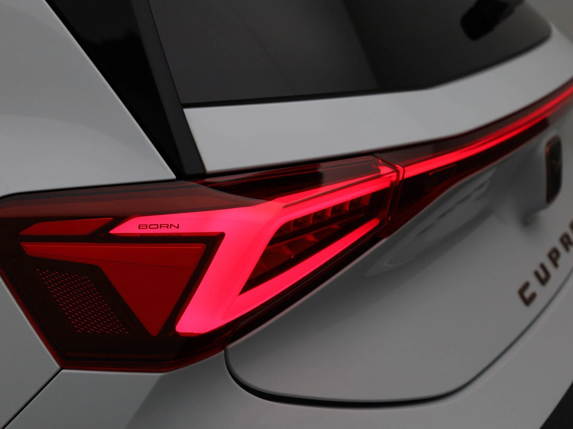 CUPRA-Born-image-24