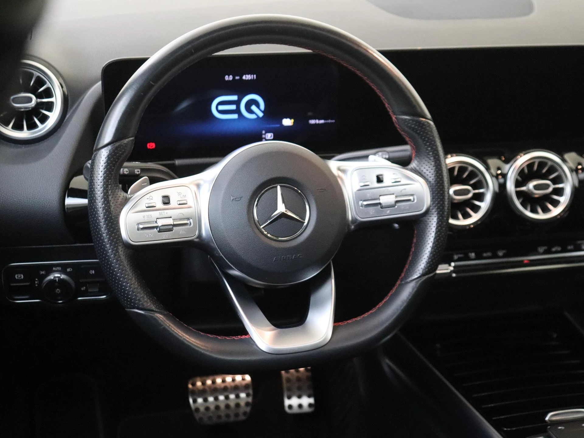 Mercedes-Benz GLA 250 e Business Solution AMG Limited
