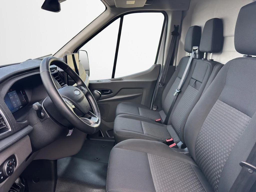 Ford-Transit-image-17